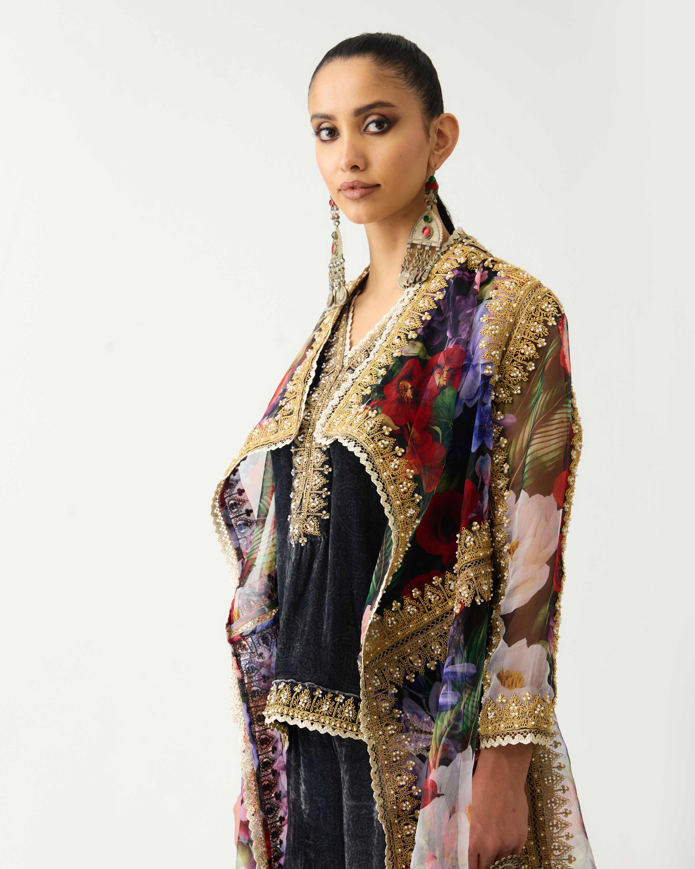 Zubaida : Ursula - Black