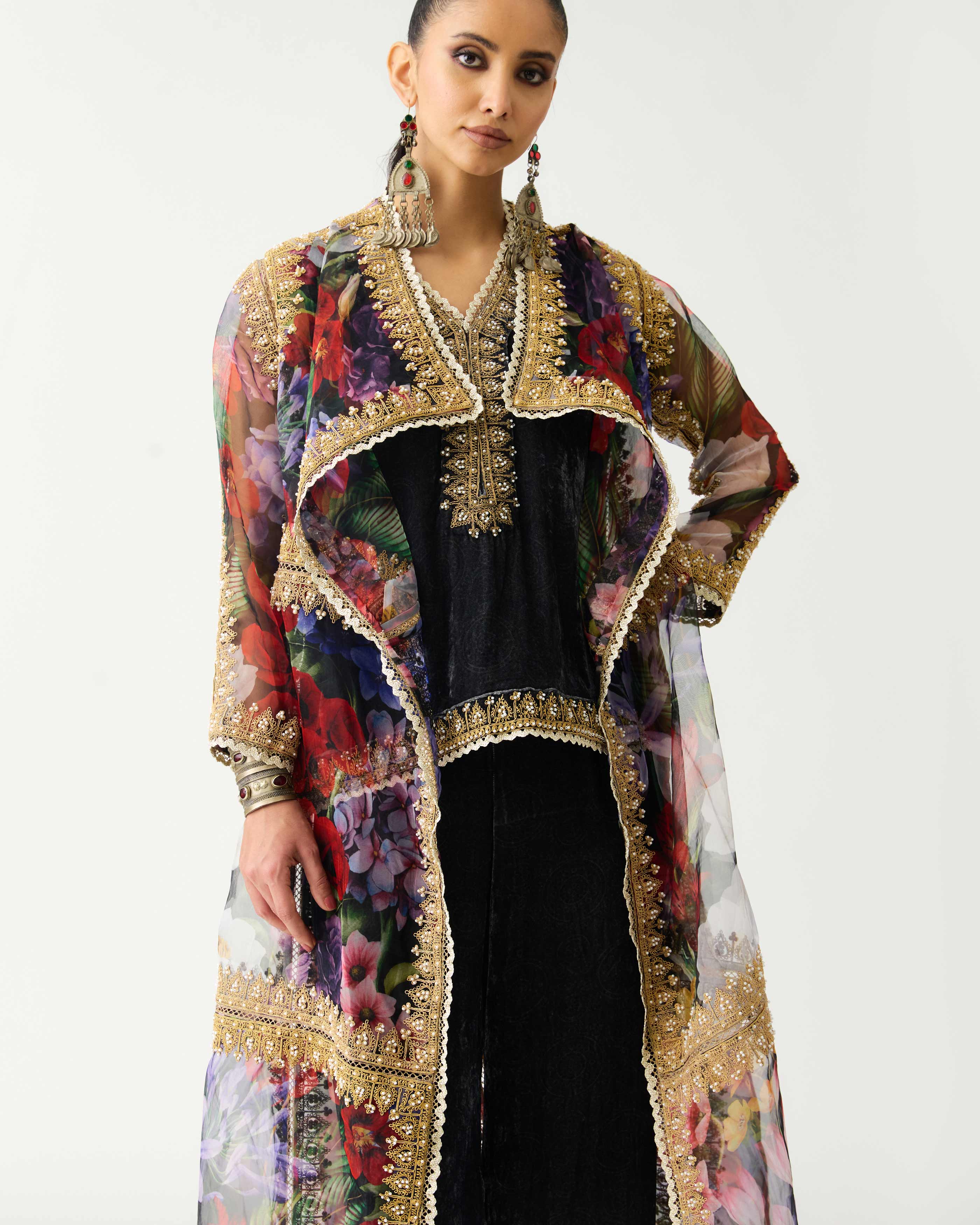 Zubaida : Ursula - Black