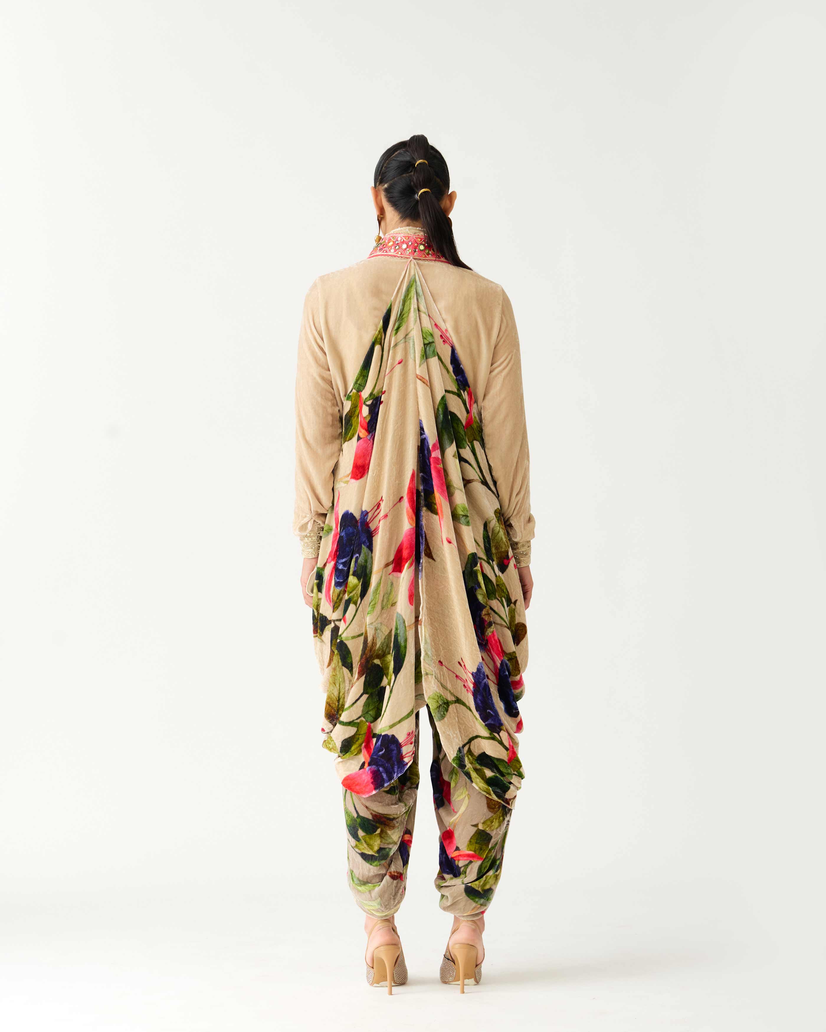 Zubaida : Javik - Fuchsia/Taupe