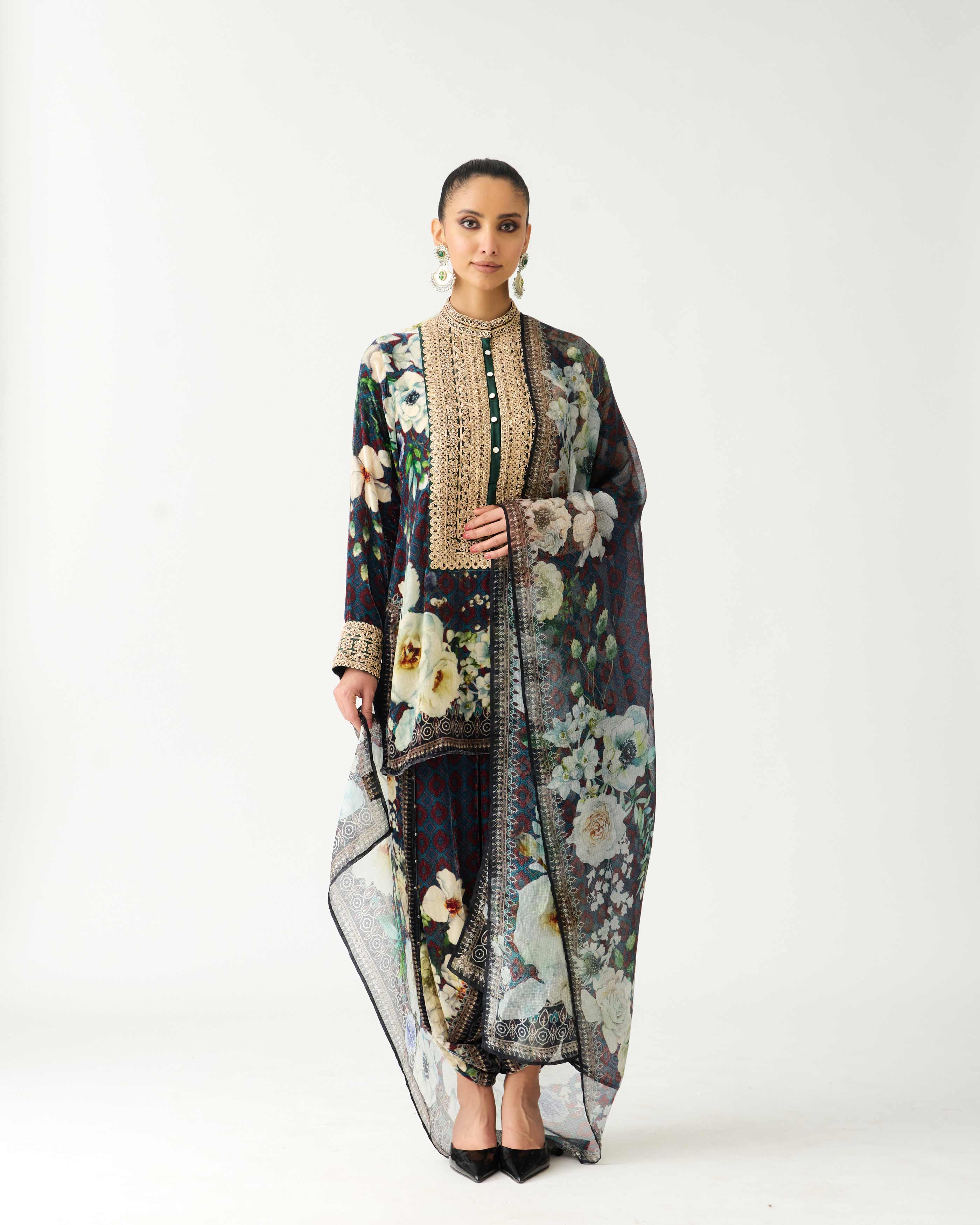 Zubaida : Reza - Blue