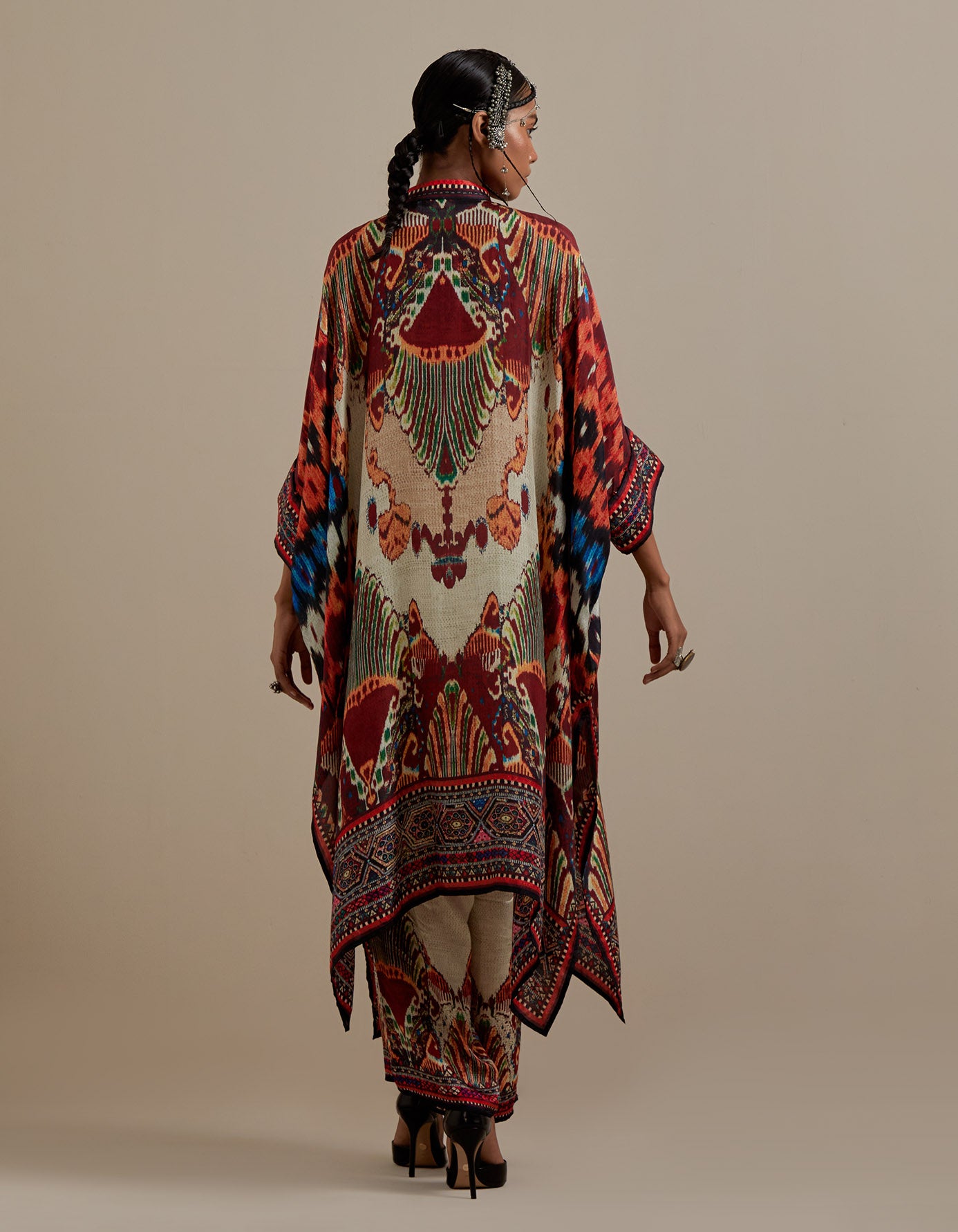 Kasbah : Chantelle 42" - Eggshell/Multi