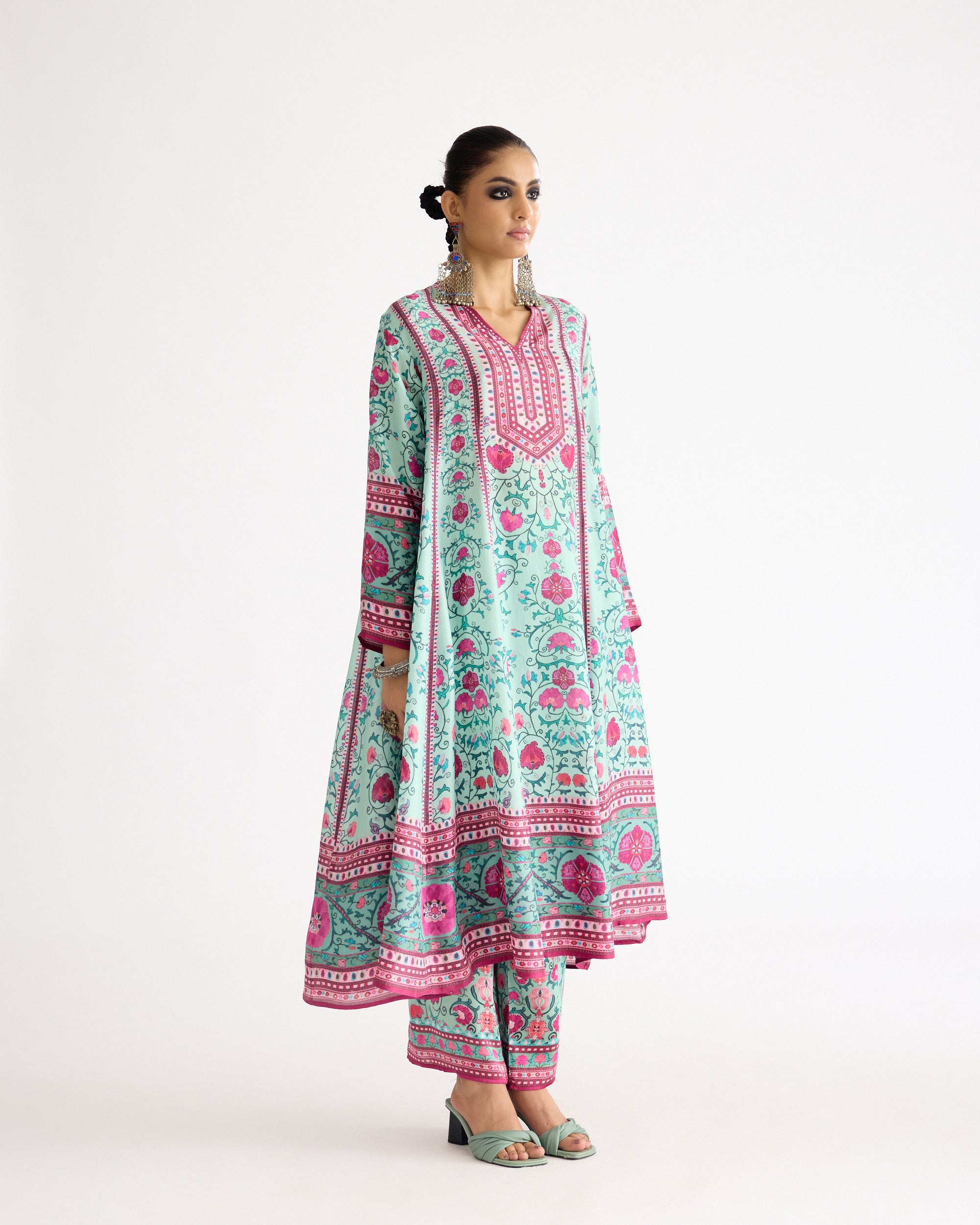A Bukhara Summer : Ada - Mint