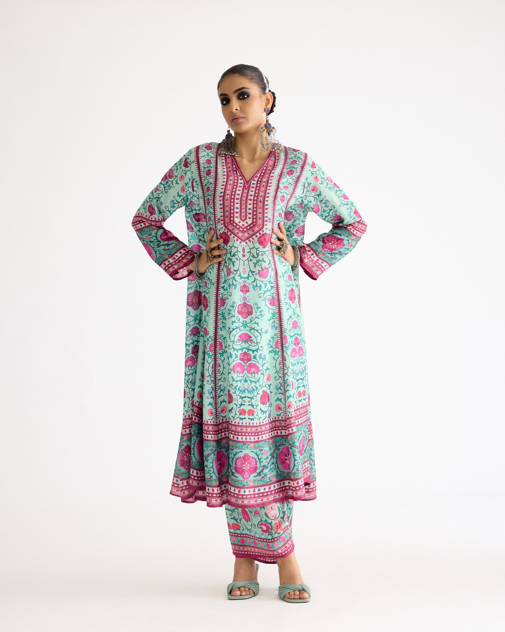 A Bukhara Summer : Ada - Mint