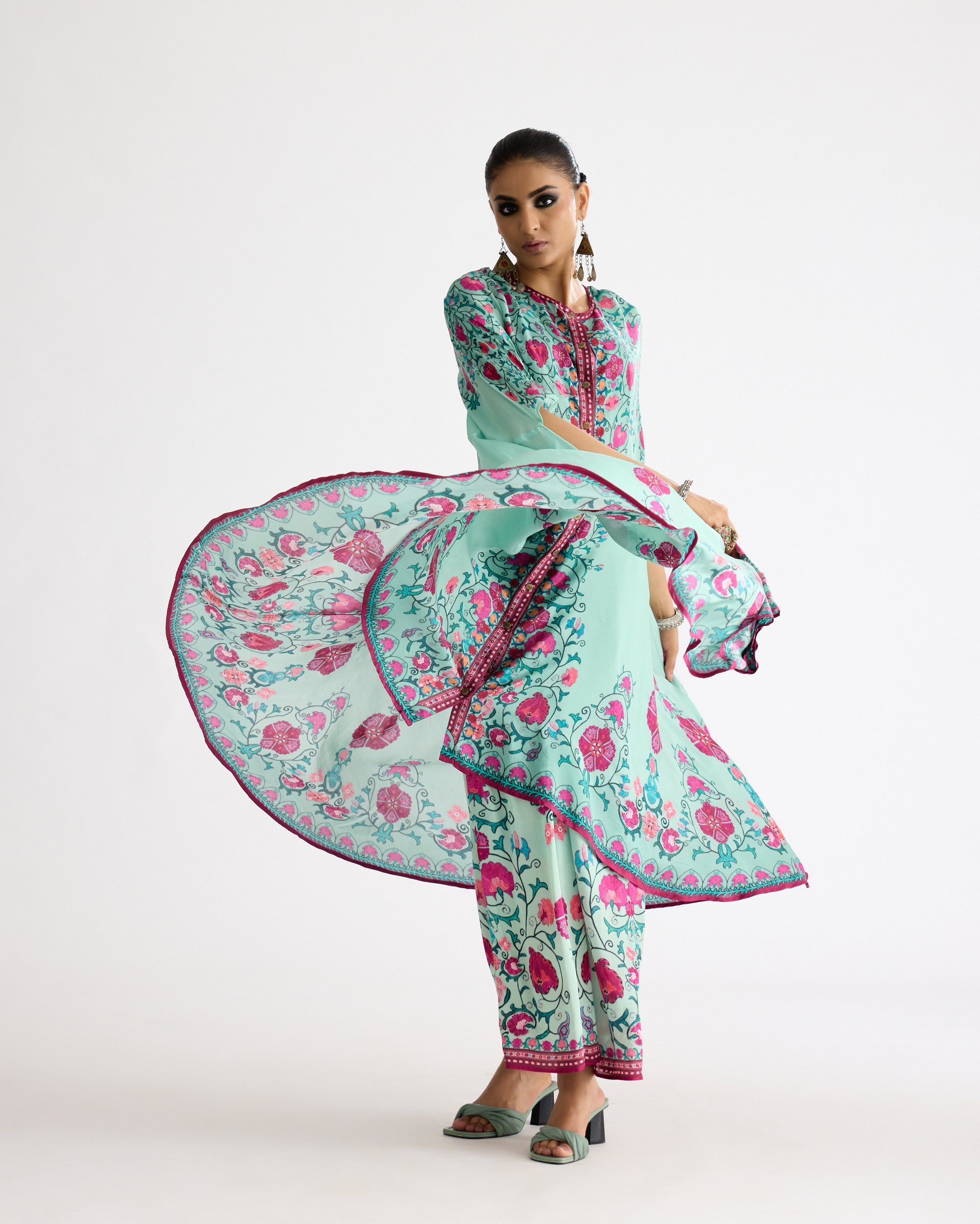 A Bukhara Summer : Caprice - Mint