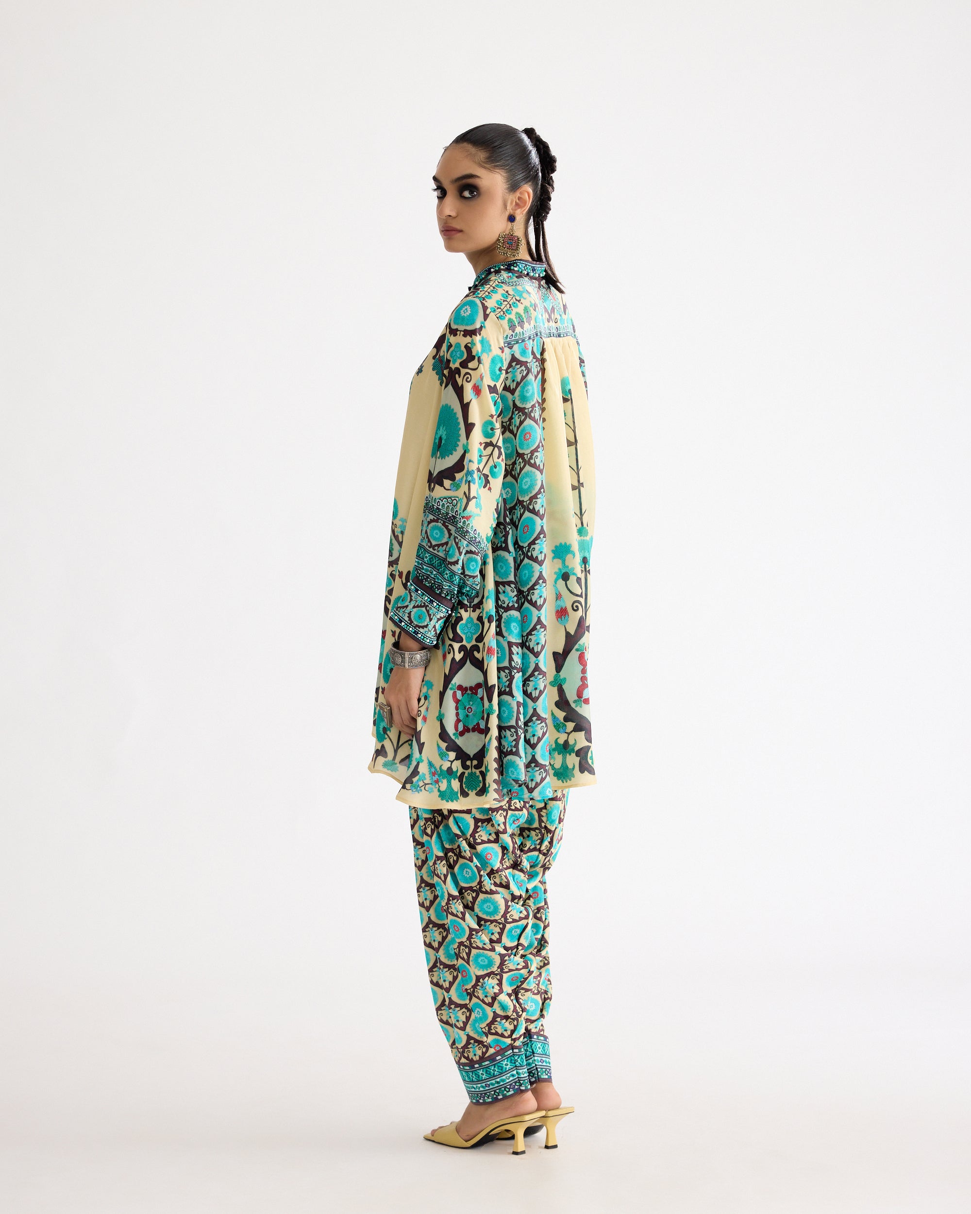 A Bukhara Summer: Nilofer - Lemon