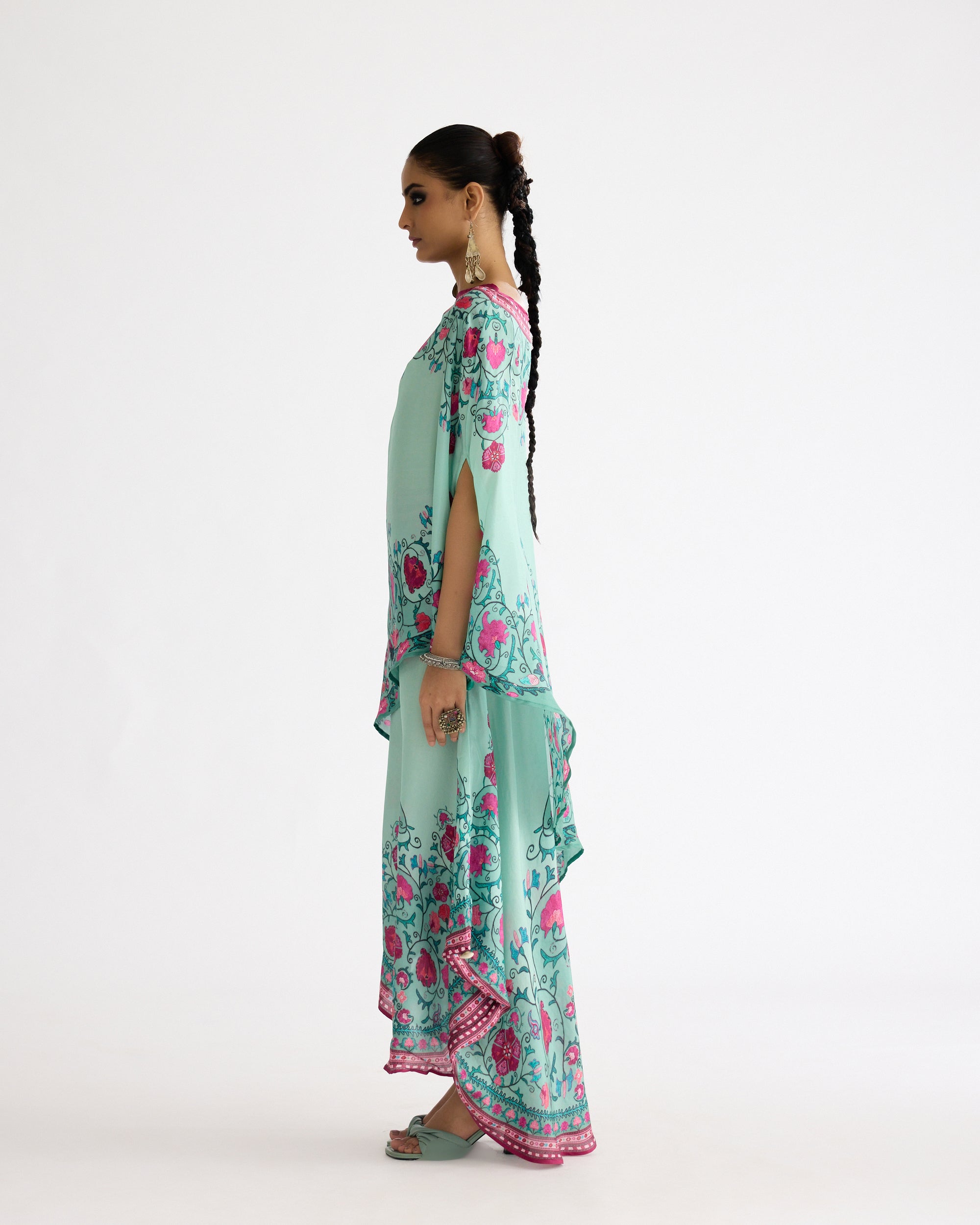 A Bukhara Summer : Kamini - Mint