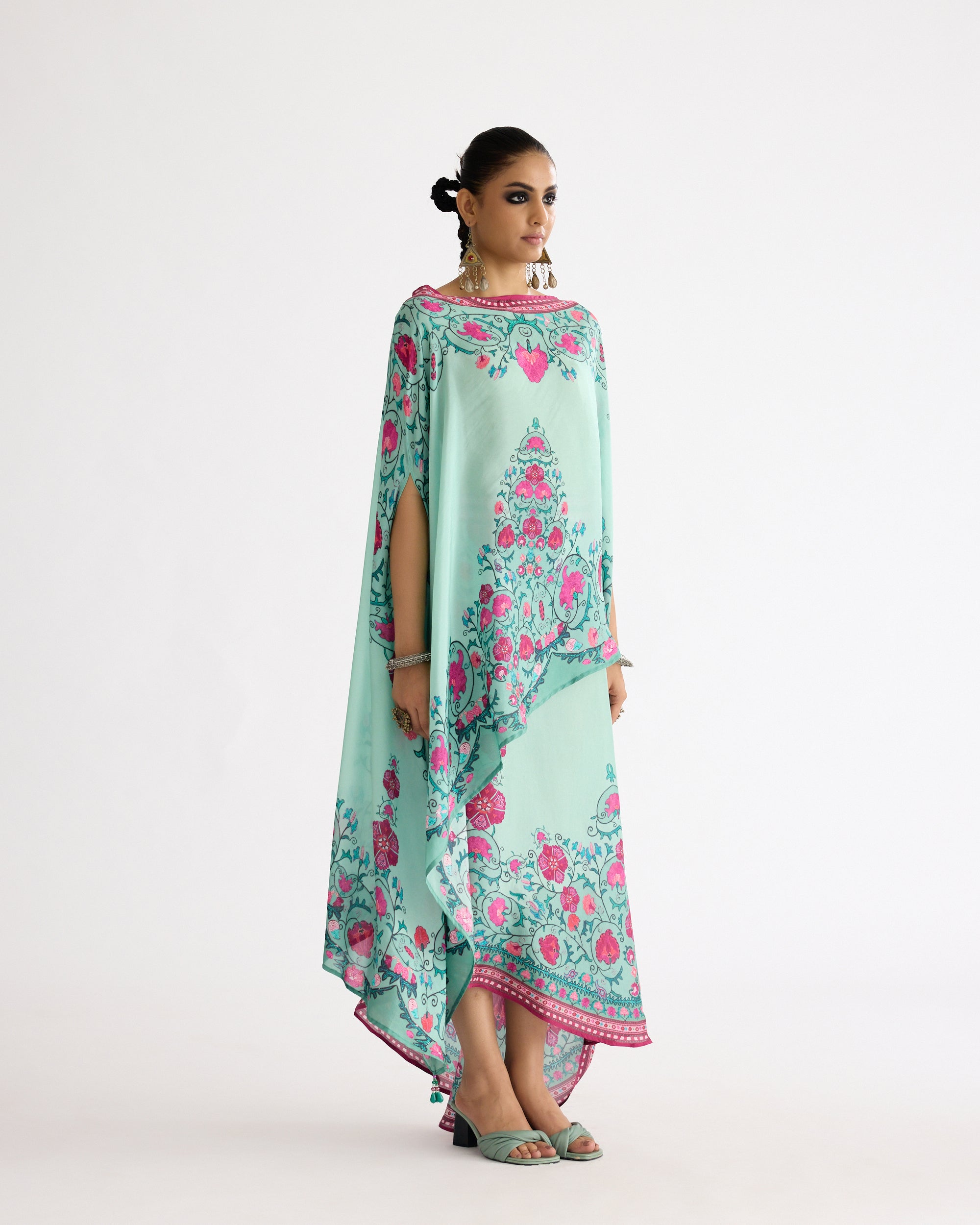A Bukhara Summer : Kamini - Mint
