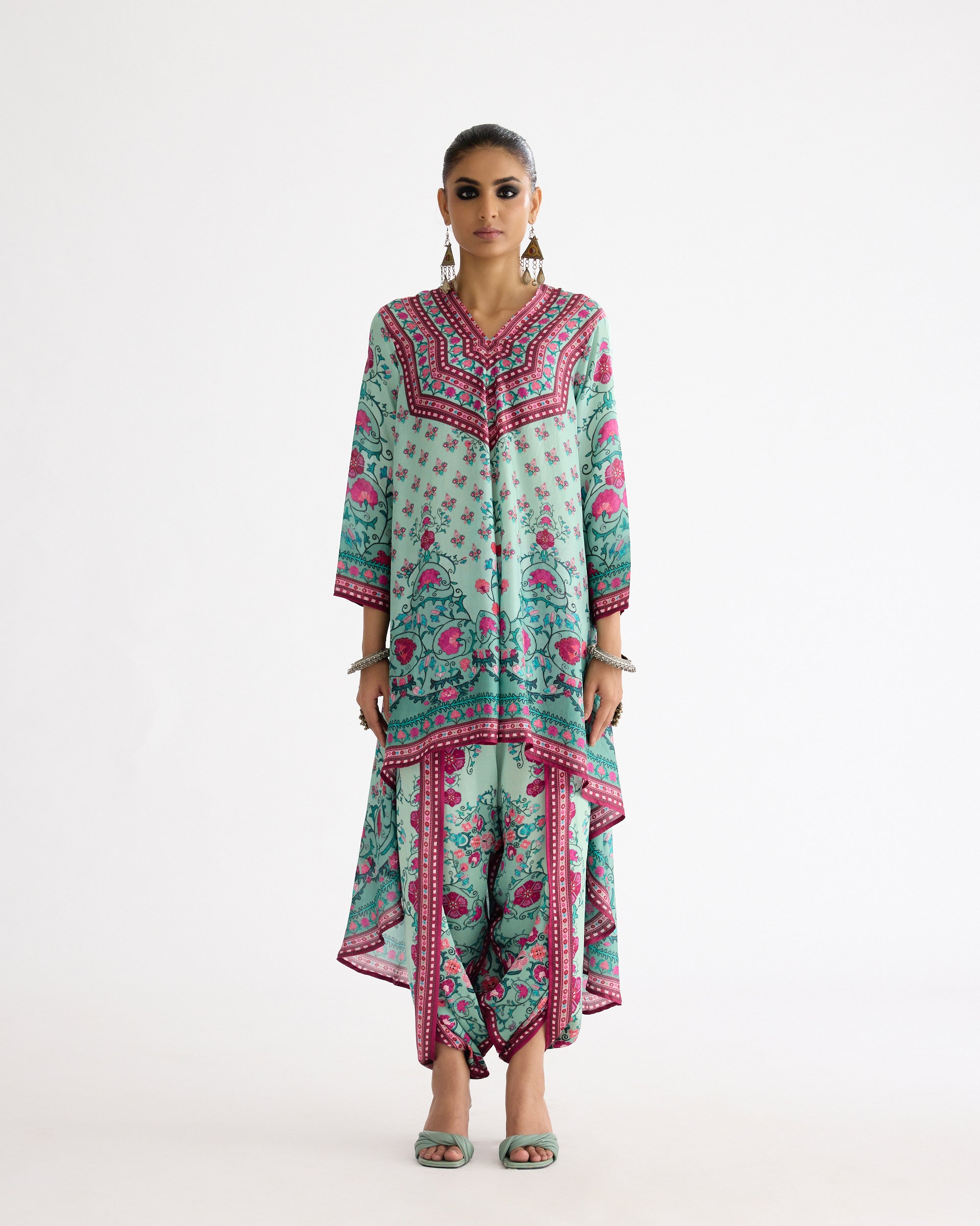 A Bukhara Summer : Aarvi/Sonth - Mint