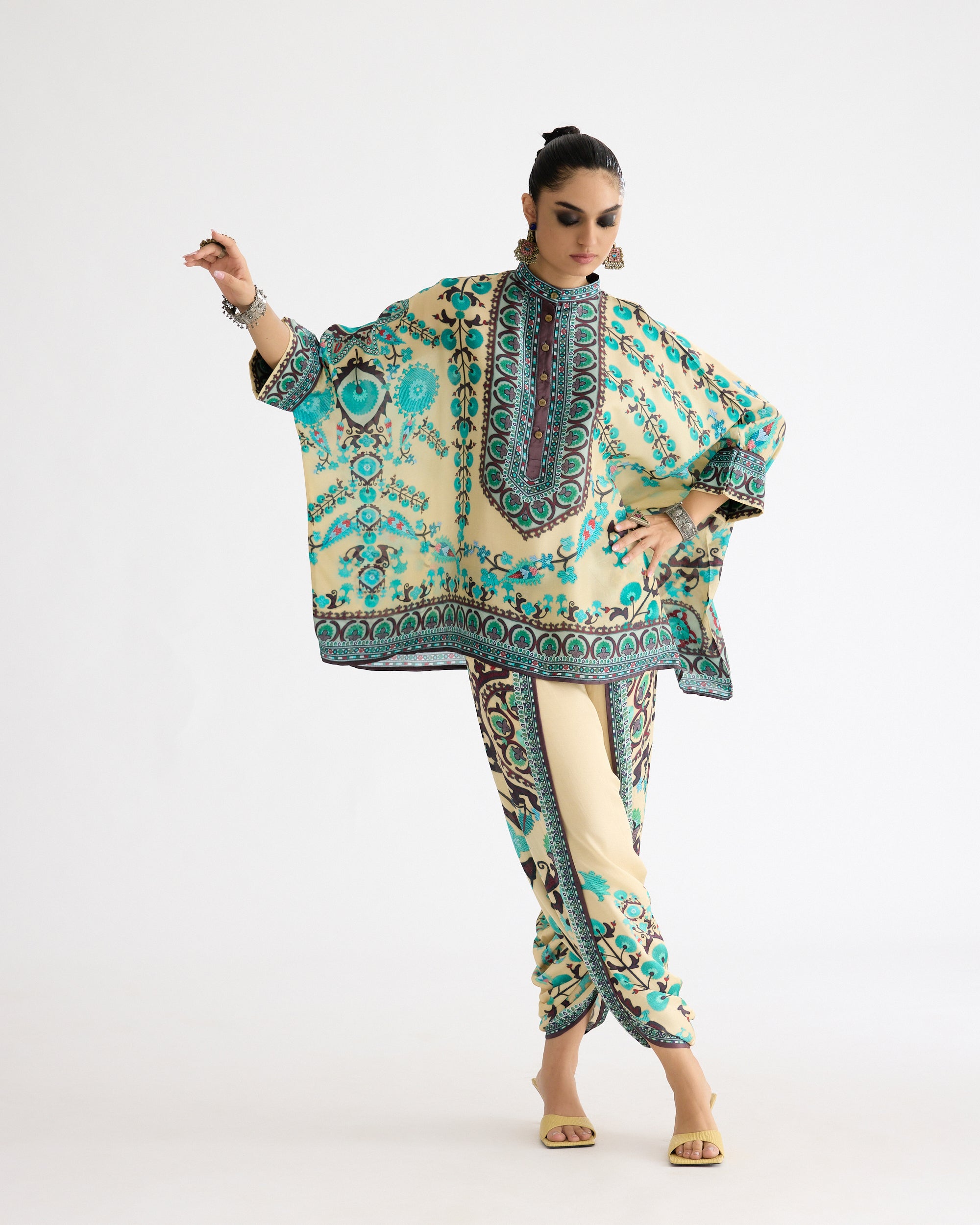 A Bukhara Summer : Chanel - Lemon