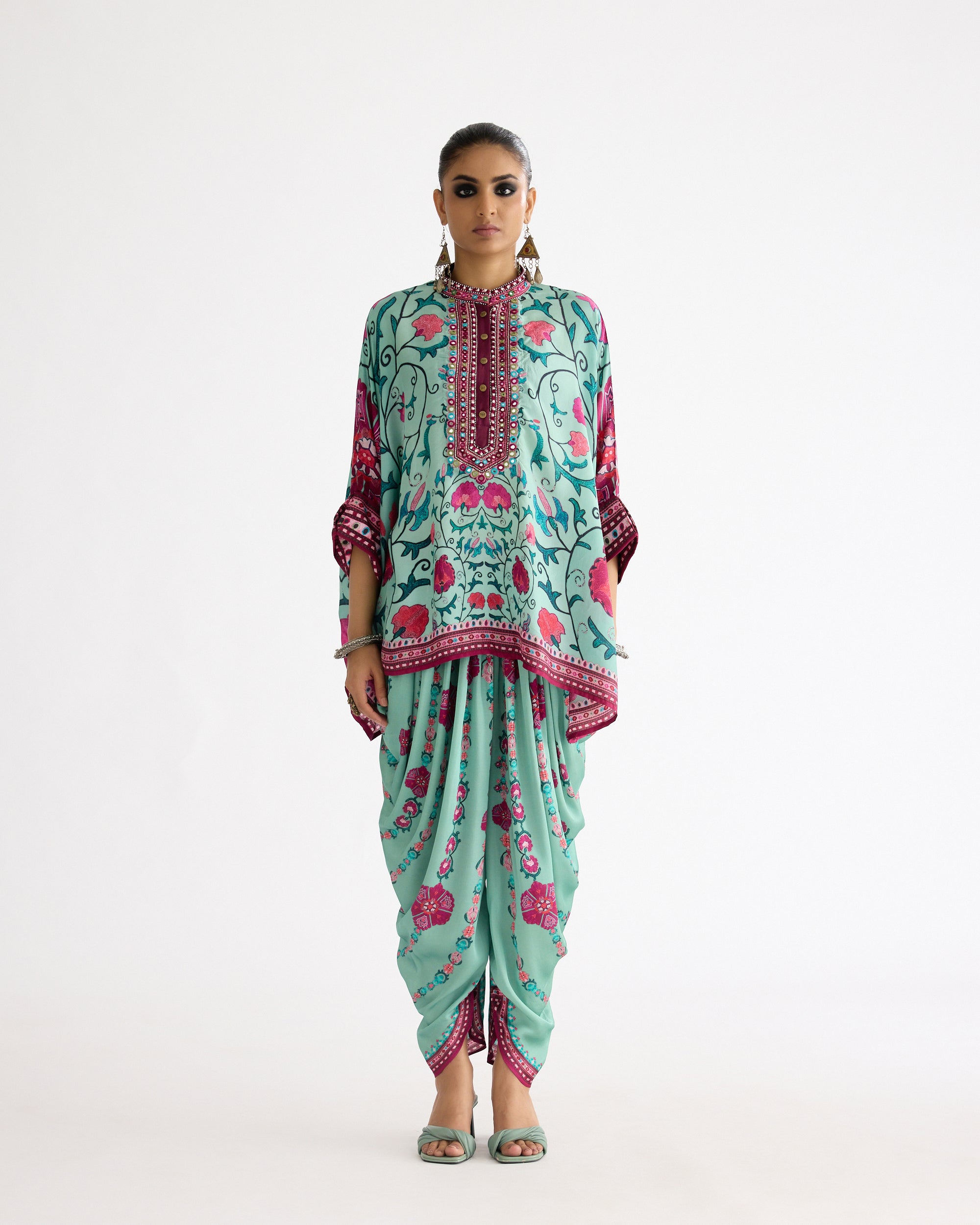 A Bukhara Summer : Chanel - Mint
