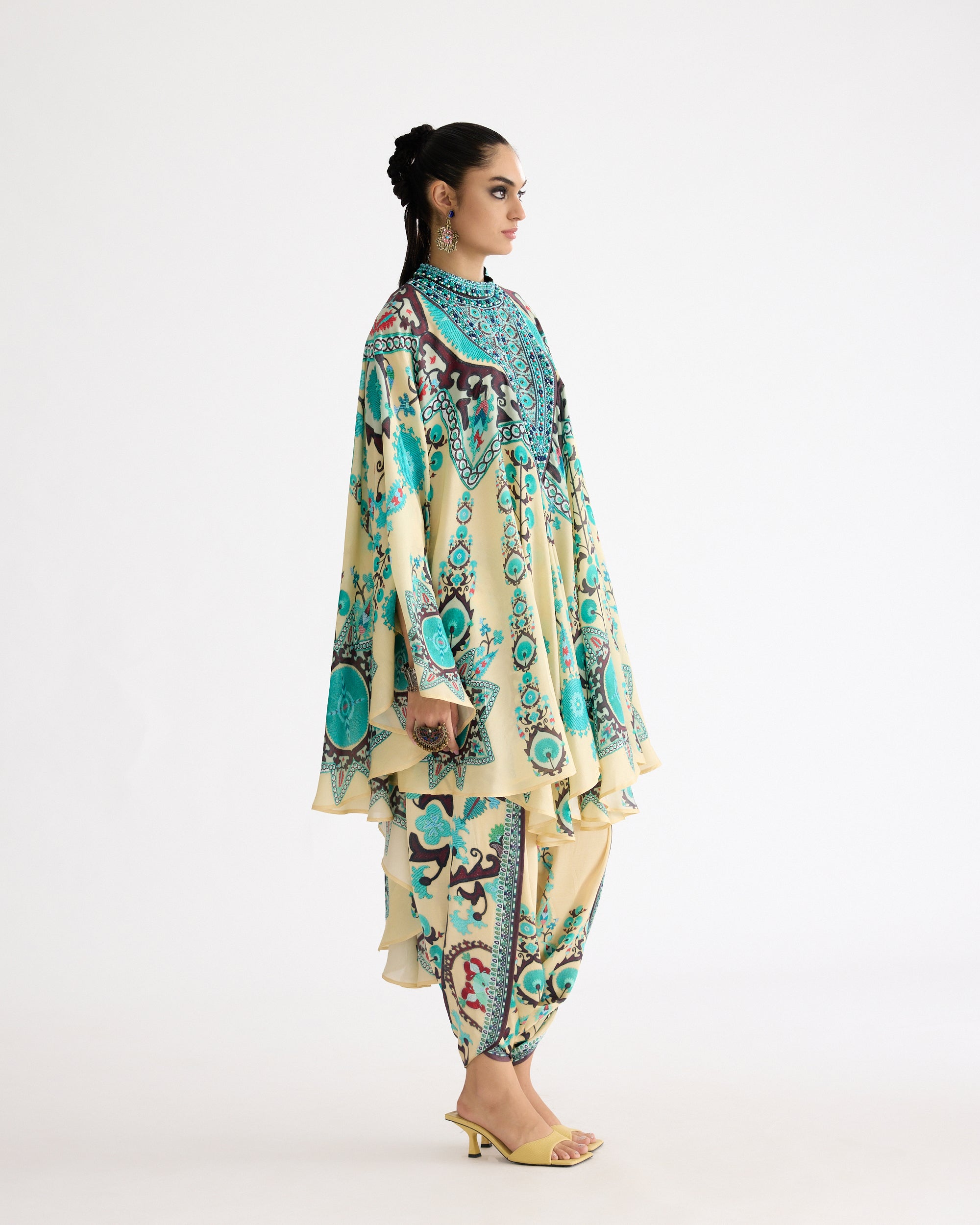 A Bukhara Summer : Farah - Lemon