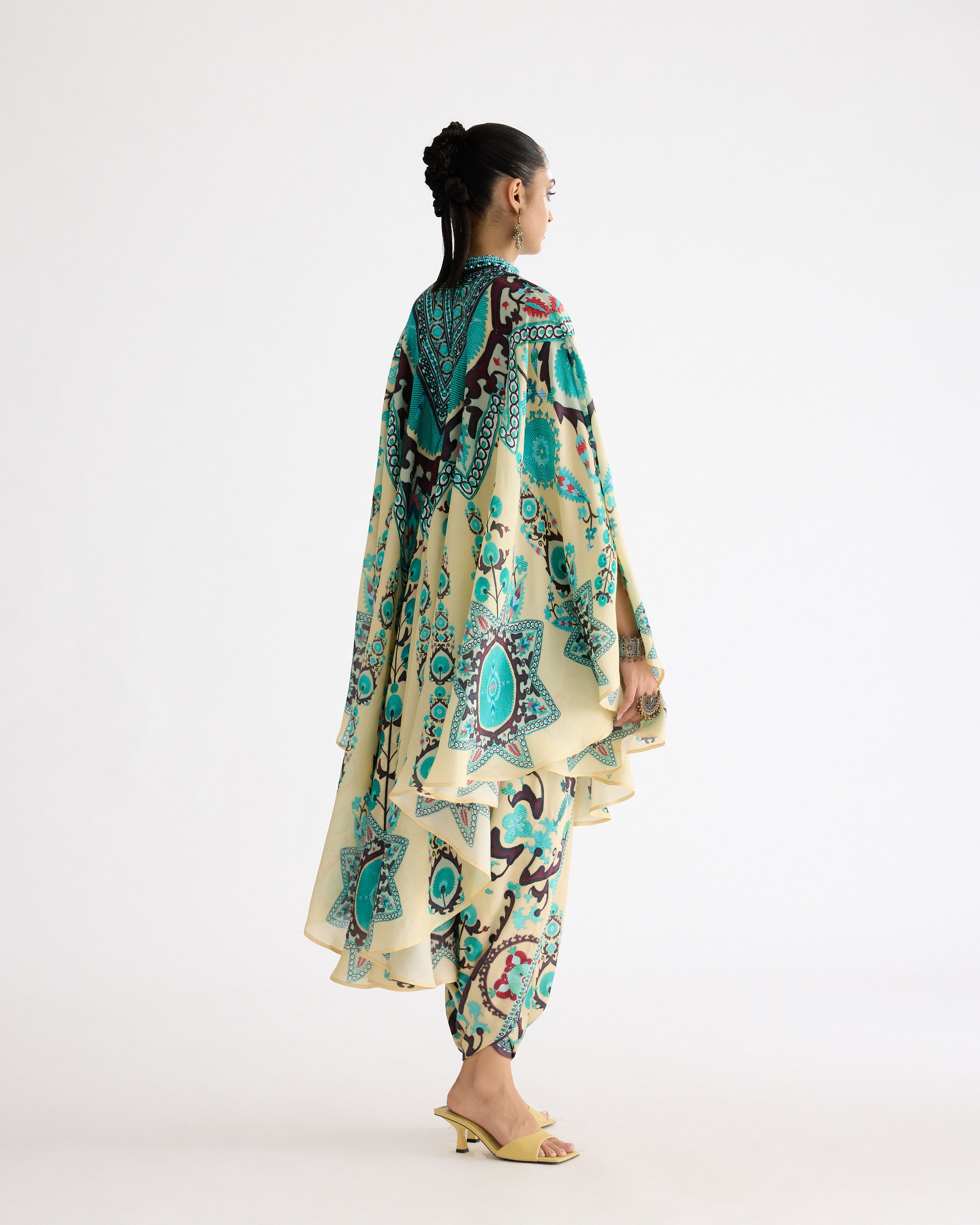 A Bukhara Summer : Farah - Lemon