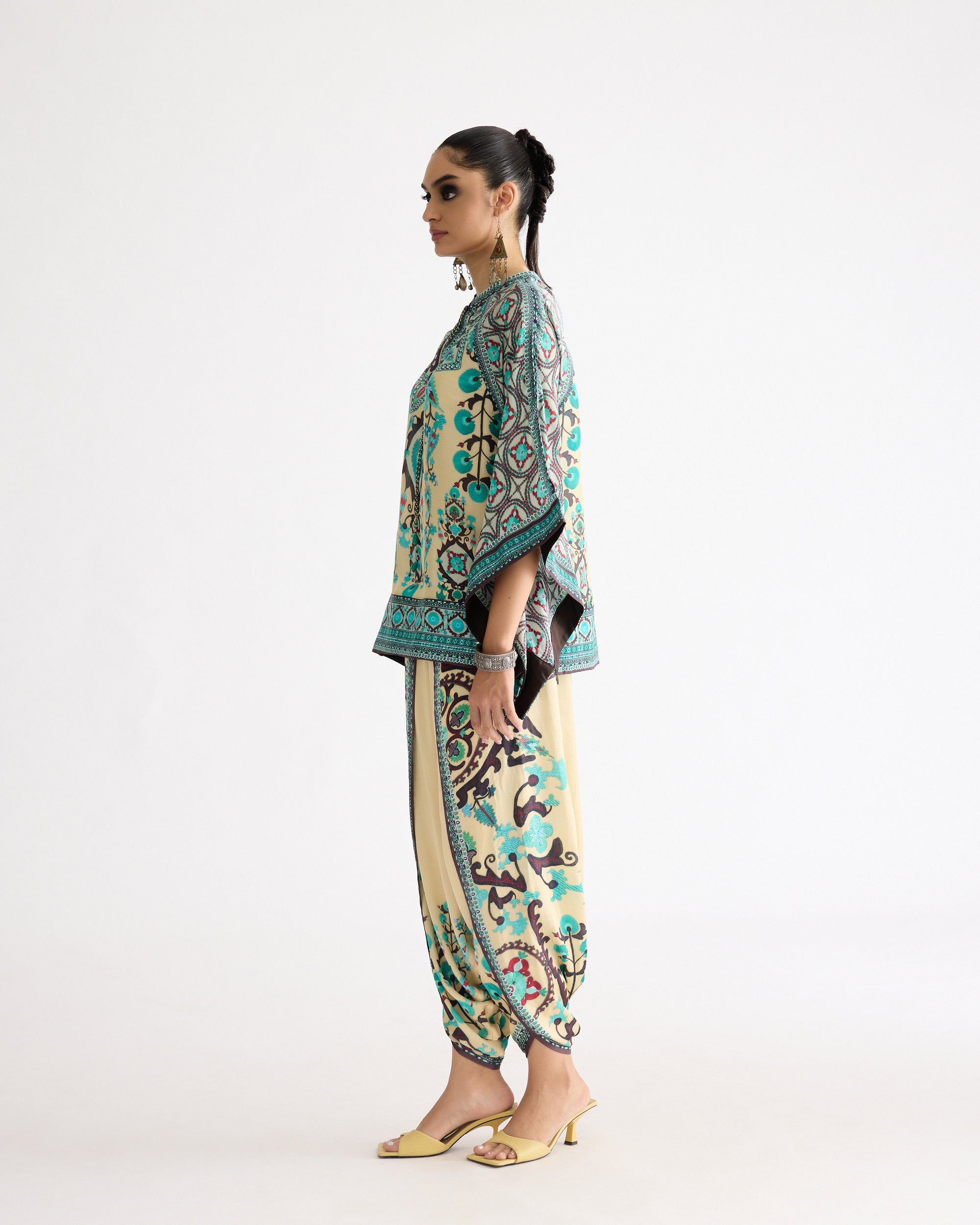 A Bukhara Summer : Ramona/Sonth - Lemon