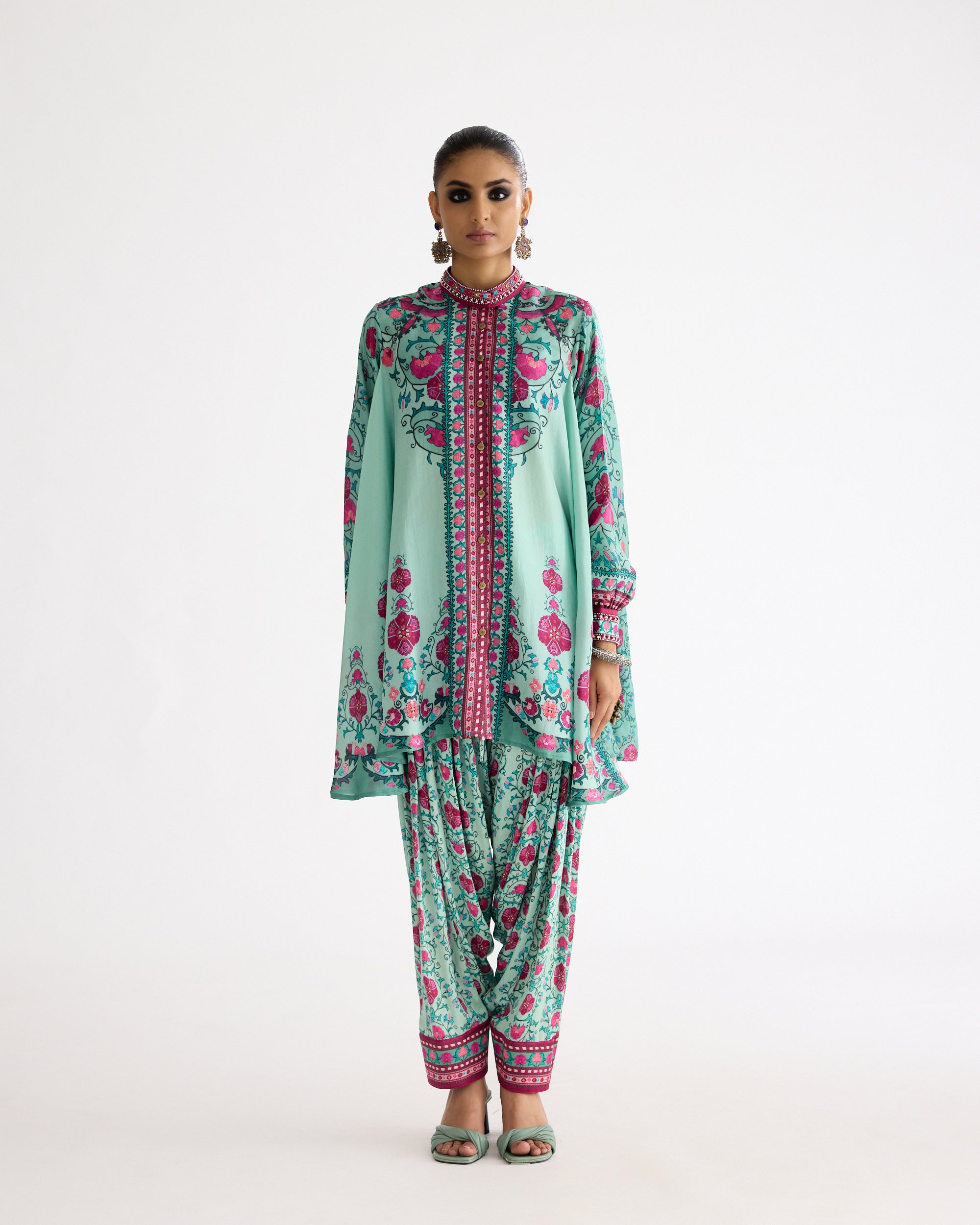 A Bukhara Summer: Nilofer - Mint