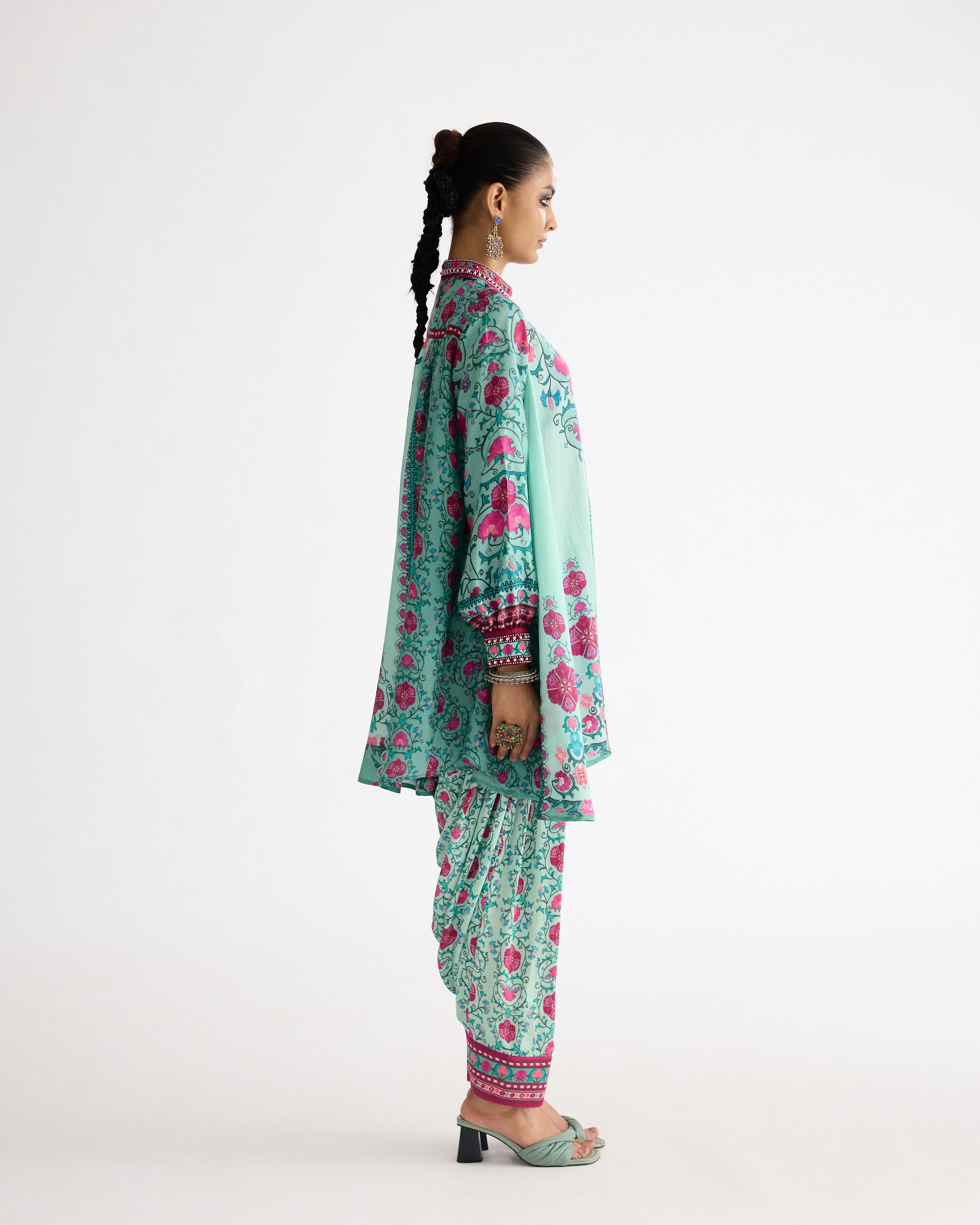 A Bukhara Summer: Nilofer - Mint