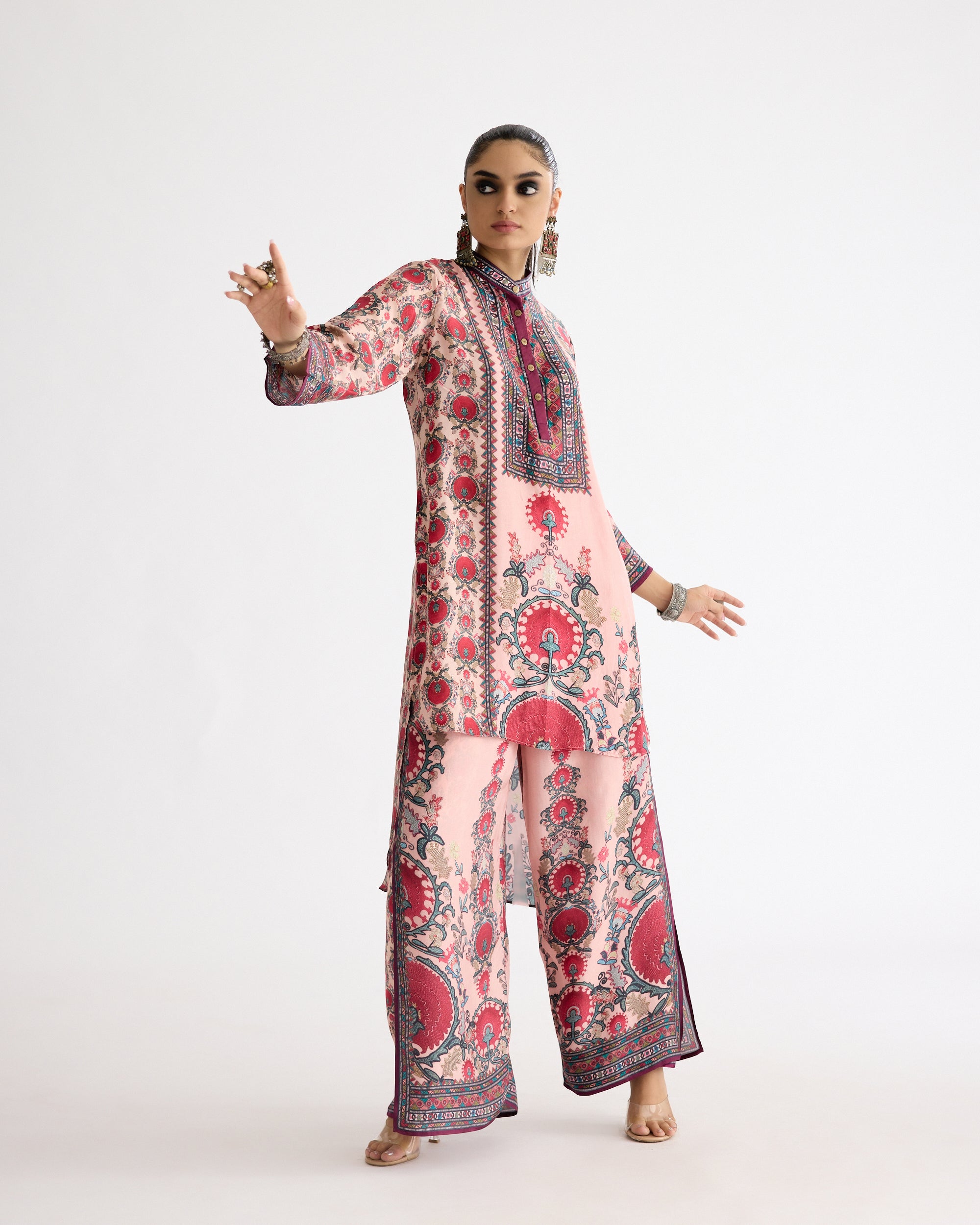 A Bukhara Summer : Baaka/Gloria - Blush
