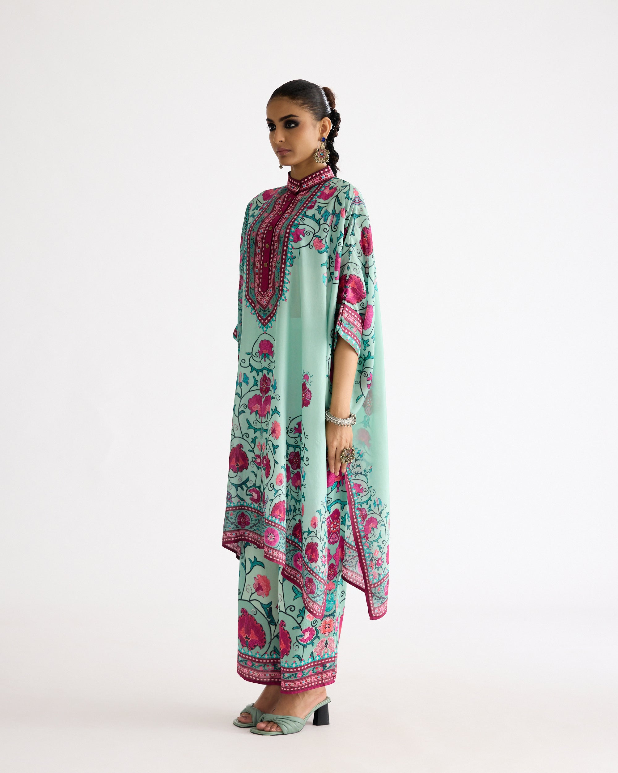A Bukhara Summer : Chantelle - Mint