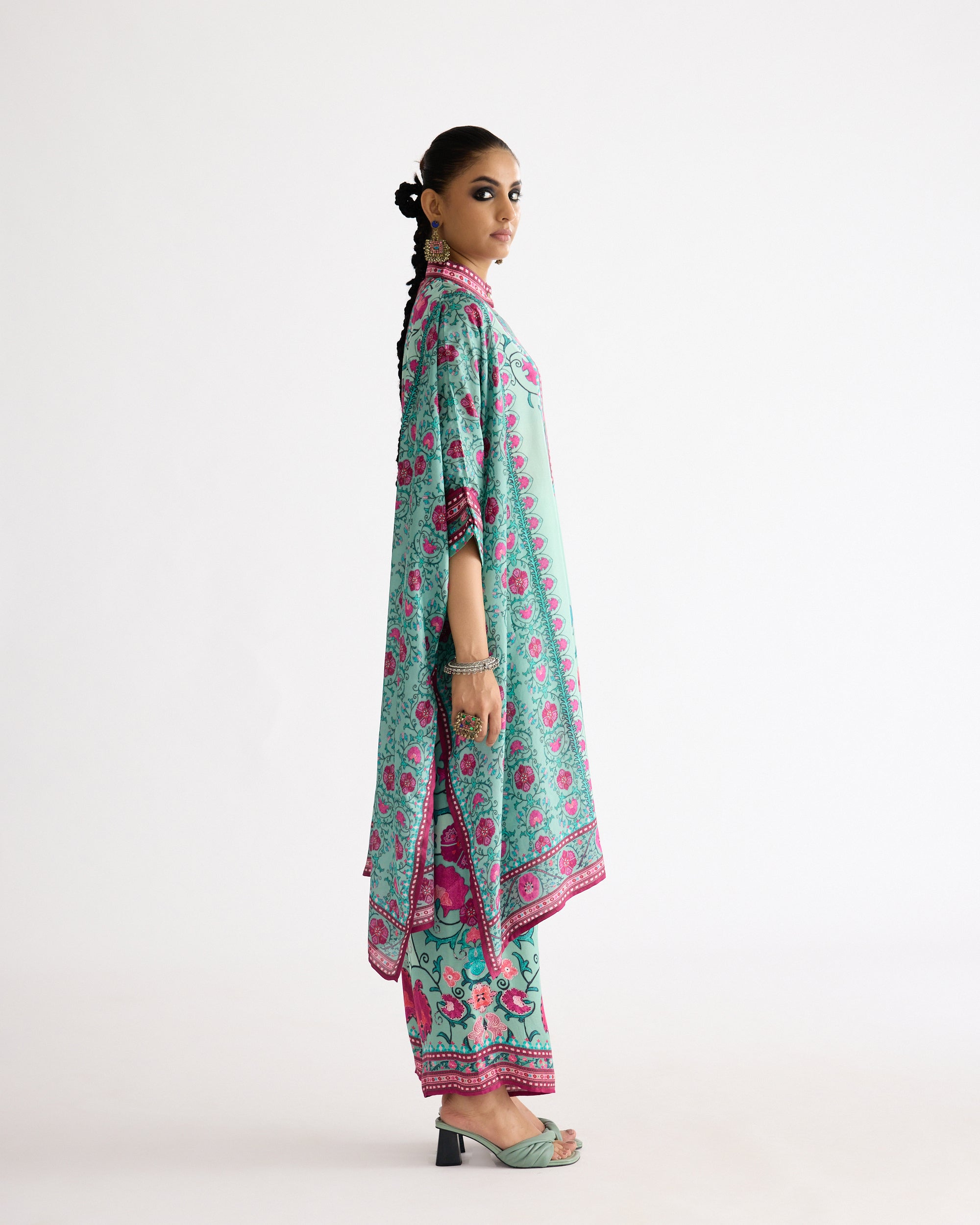 A Bukhara Summer : Chantelle - Mint