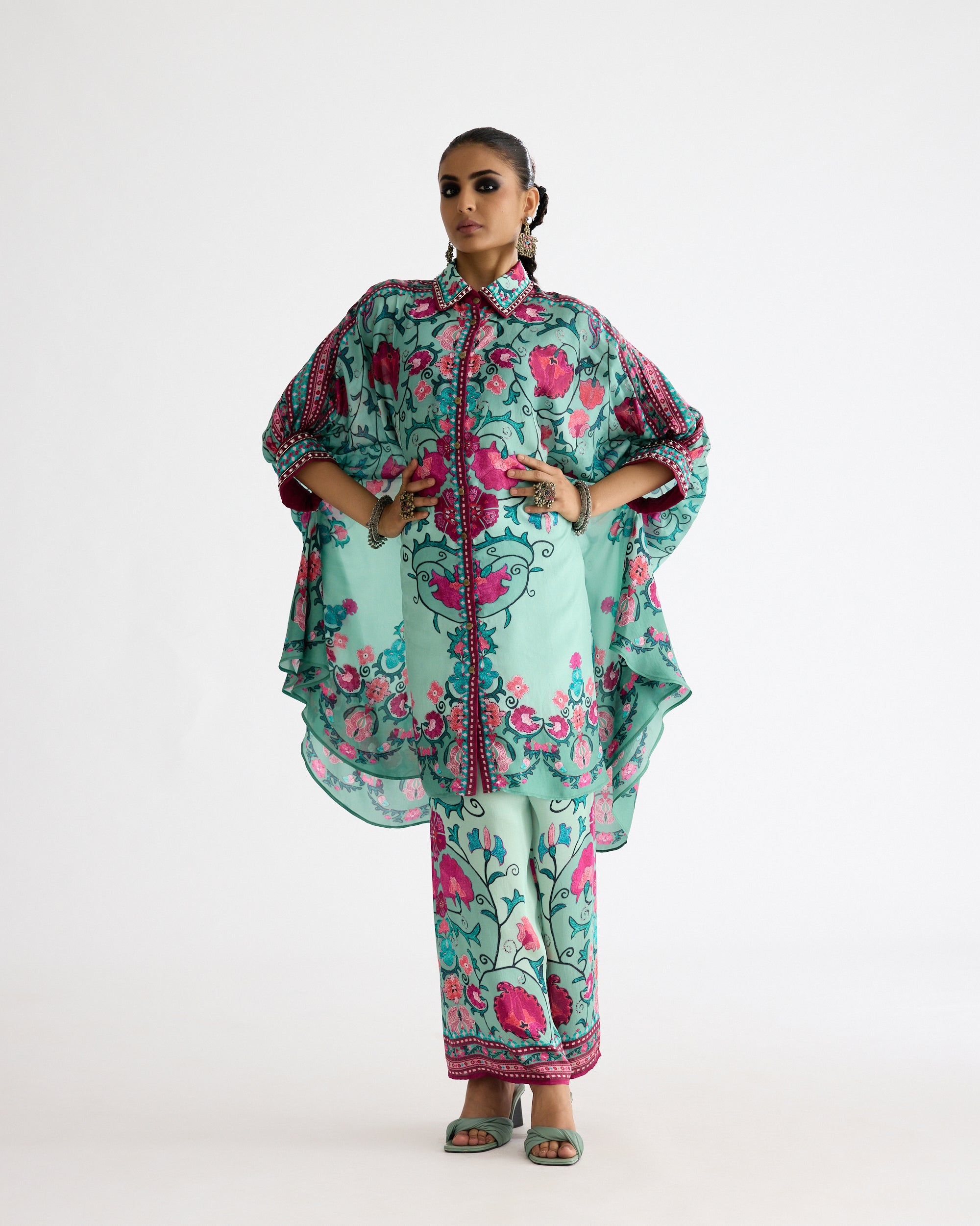 A Bukhara Summer: Kamara - Mint