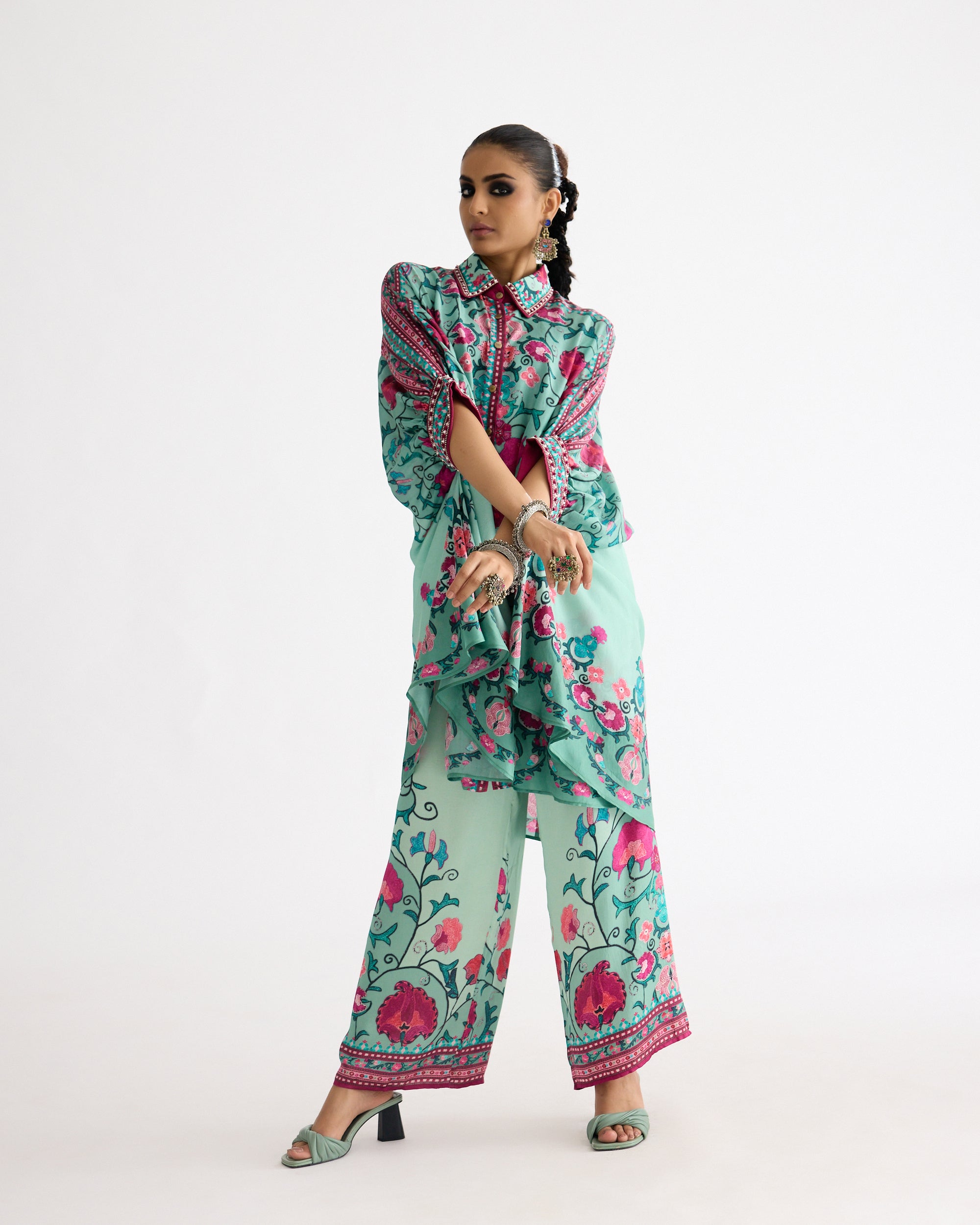 A Bukhara Summer: Kamara - Mint