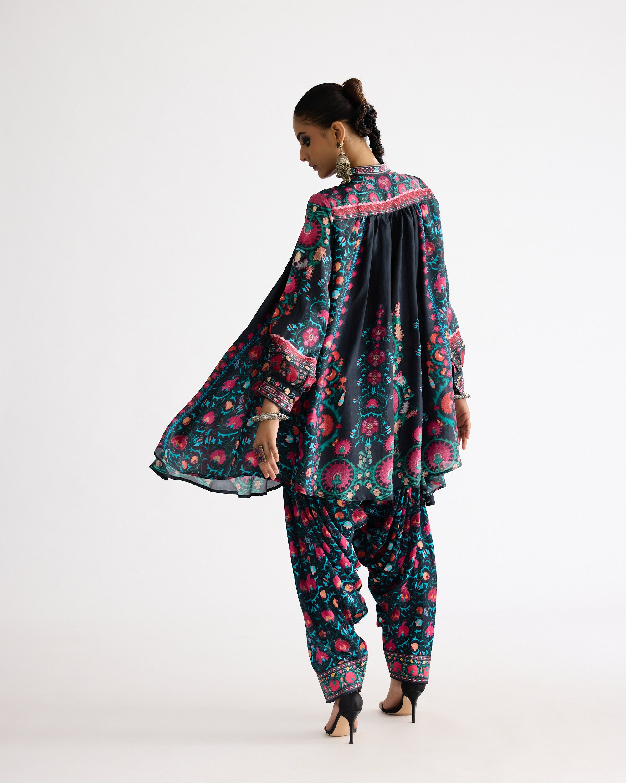 A Bukhara Summer: Nilofer - Multi