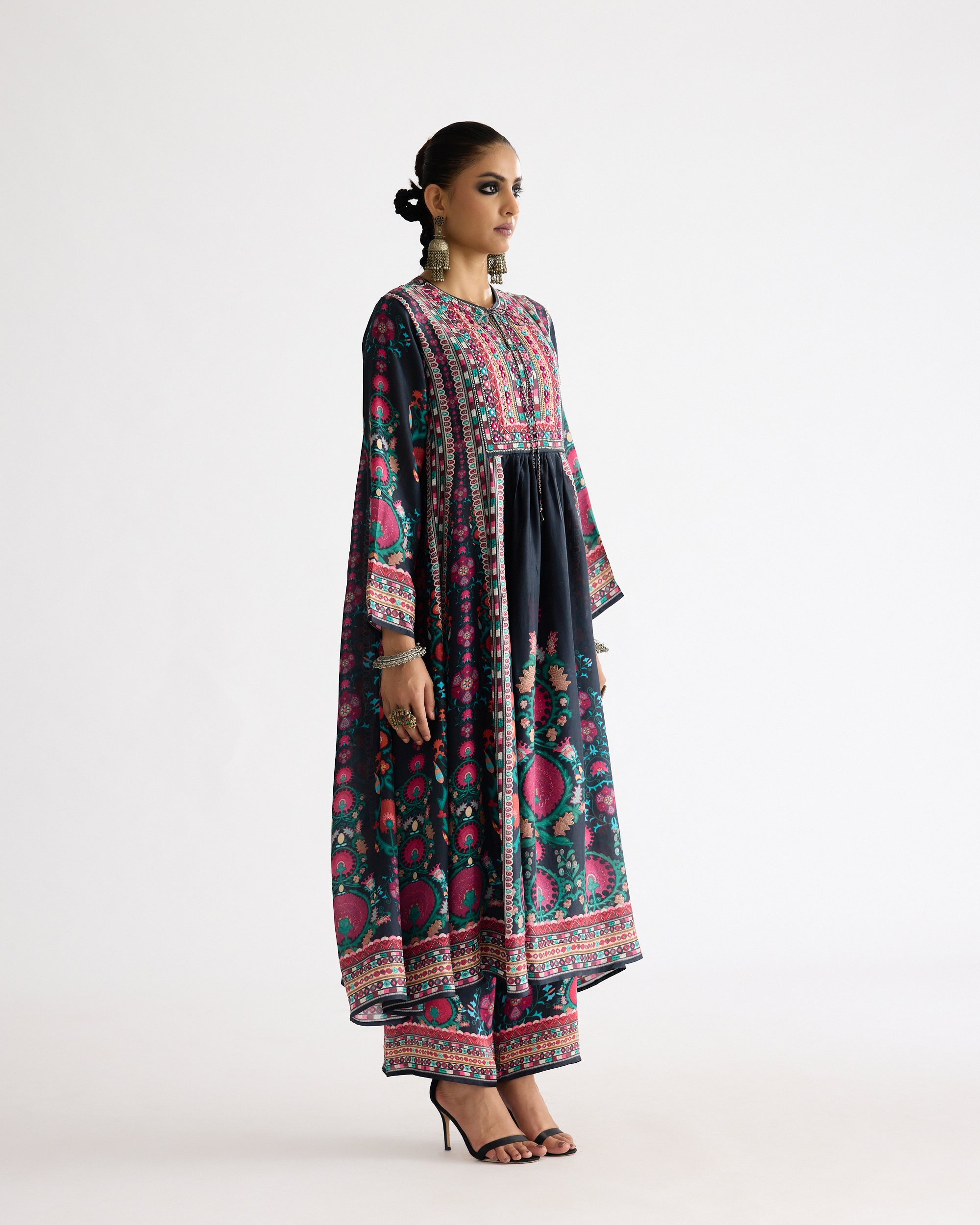 A Bukhara Summer : Anisha - Multi