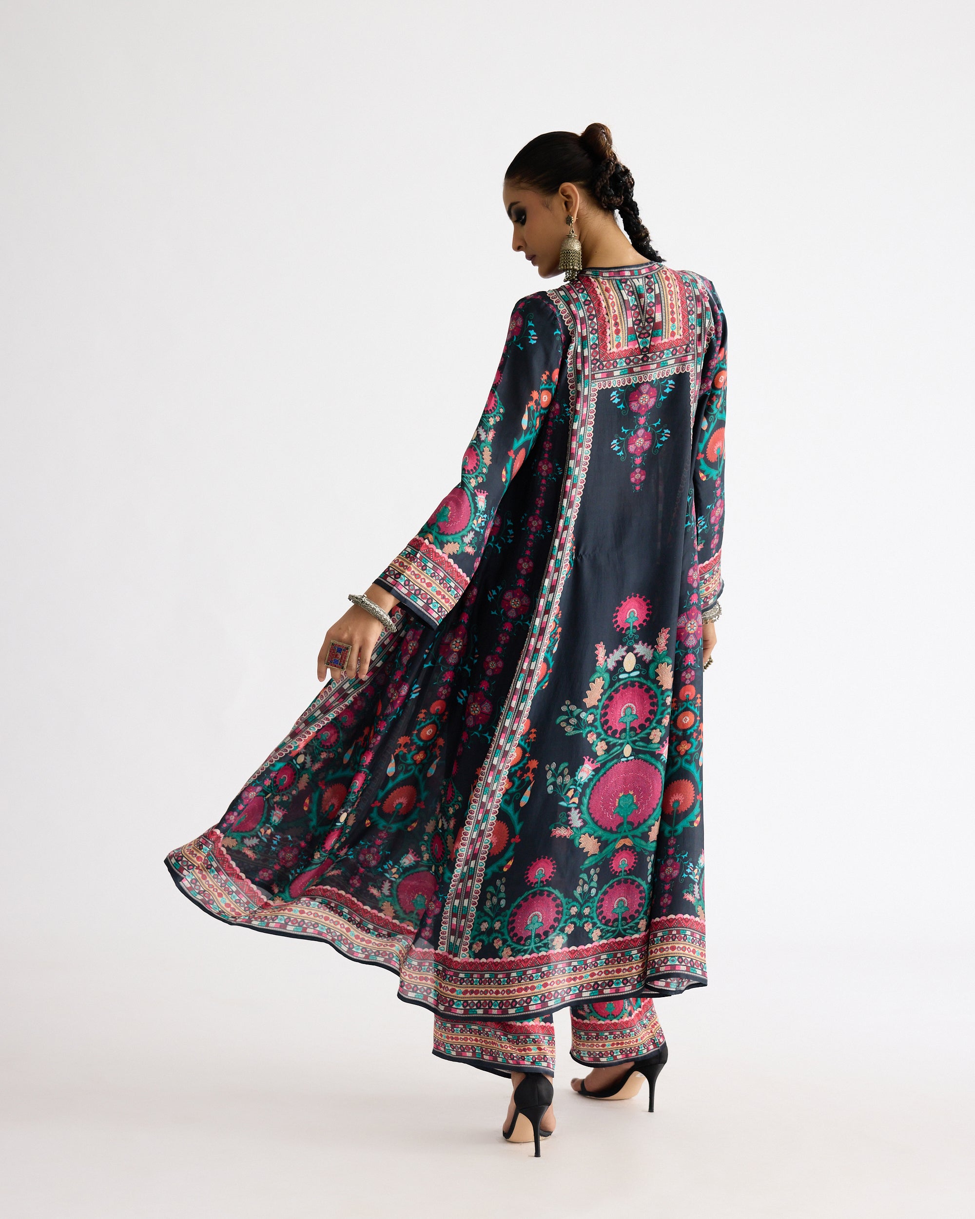 A Bukhara Summer : Anisha - Multi