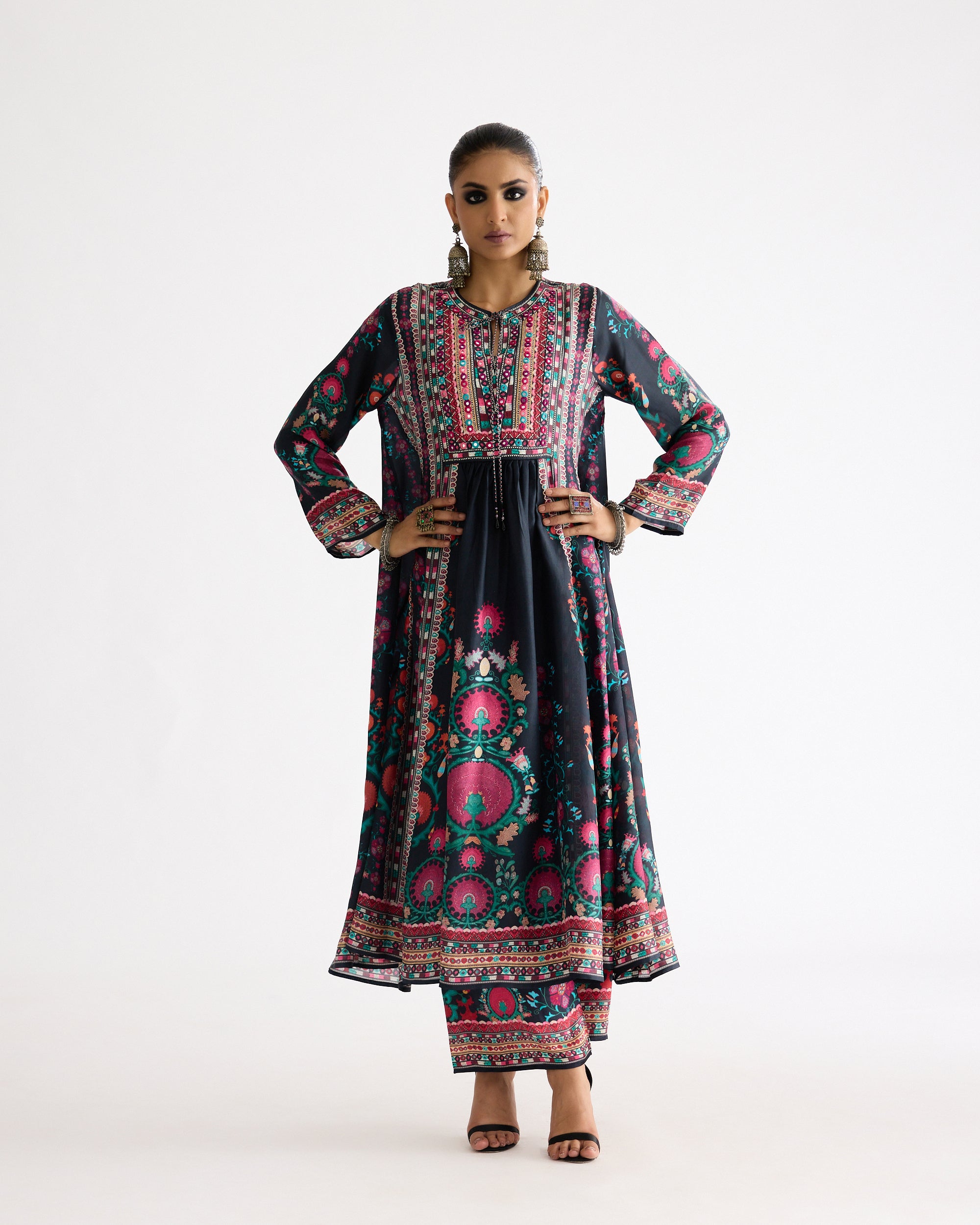 A Bukhara Summer : Anisha - Multi