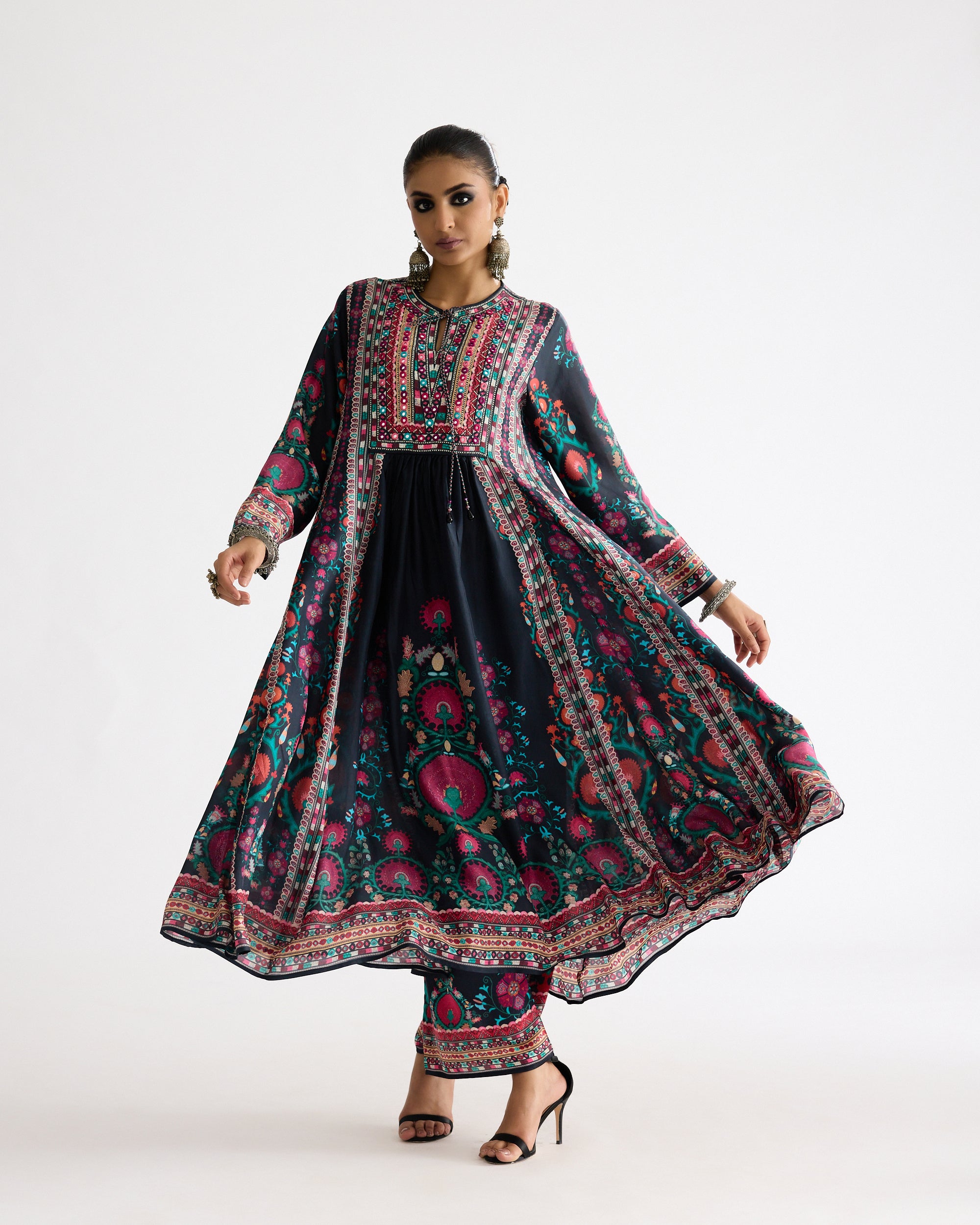A Bukhara Summer : Anisha - Multi