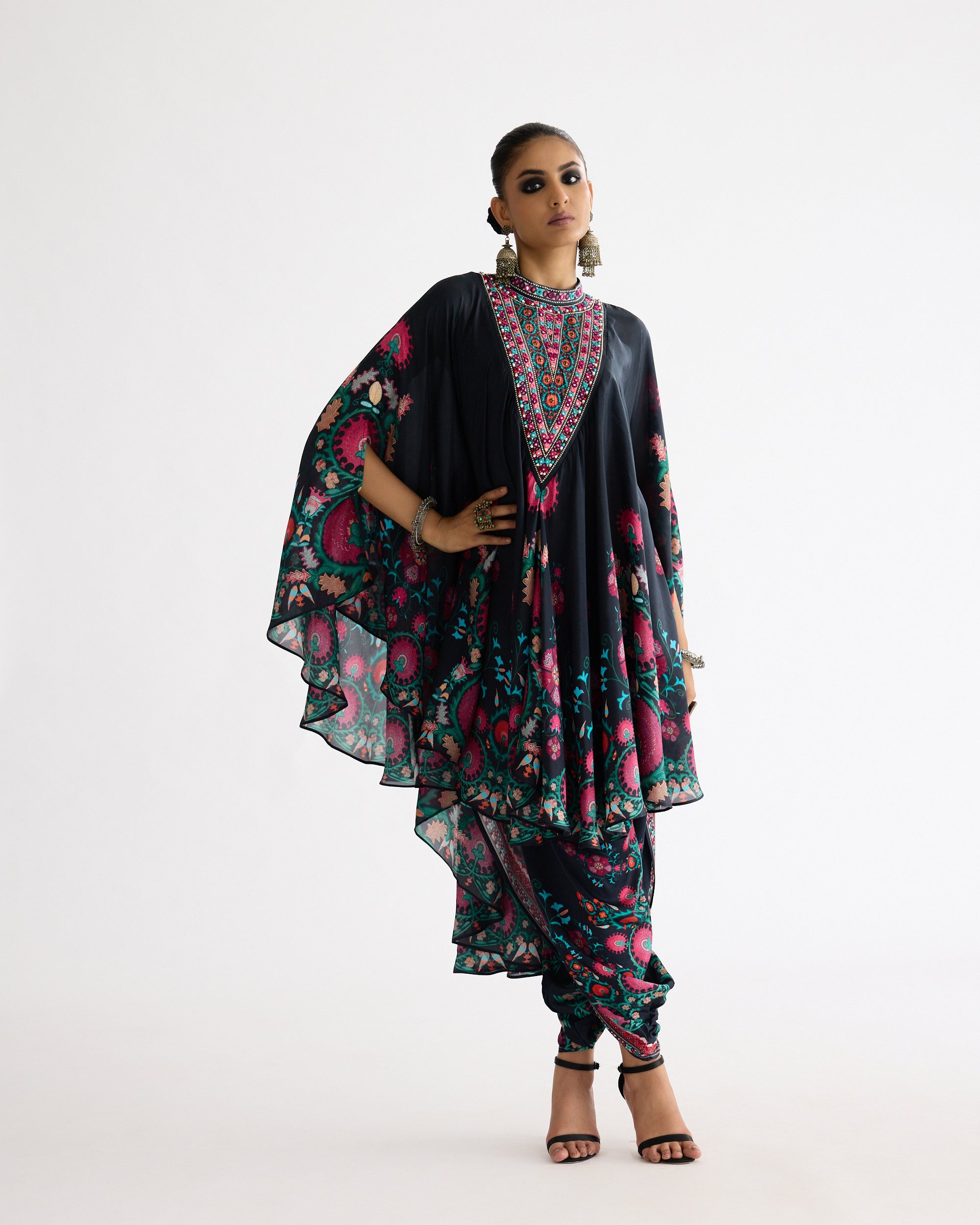 A Bukhara Summer : Farah - Multi