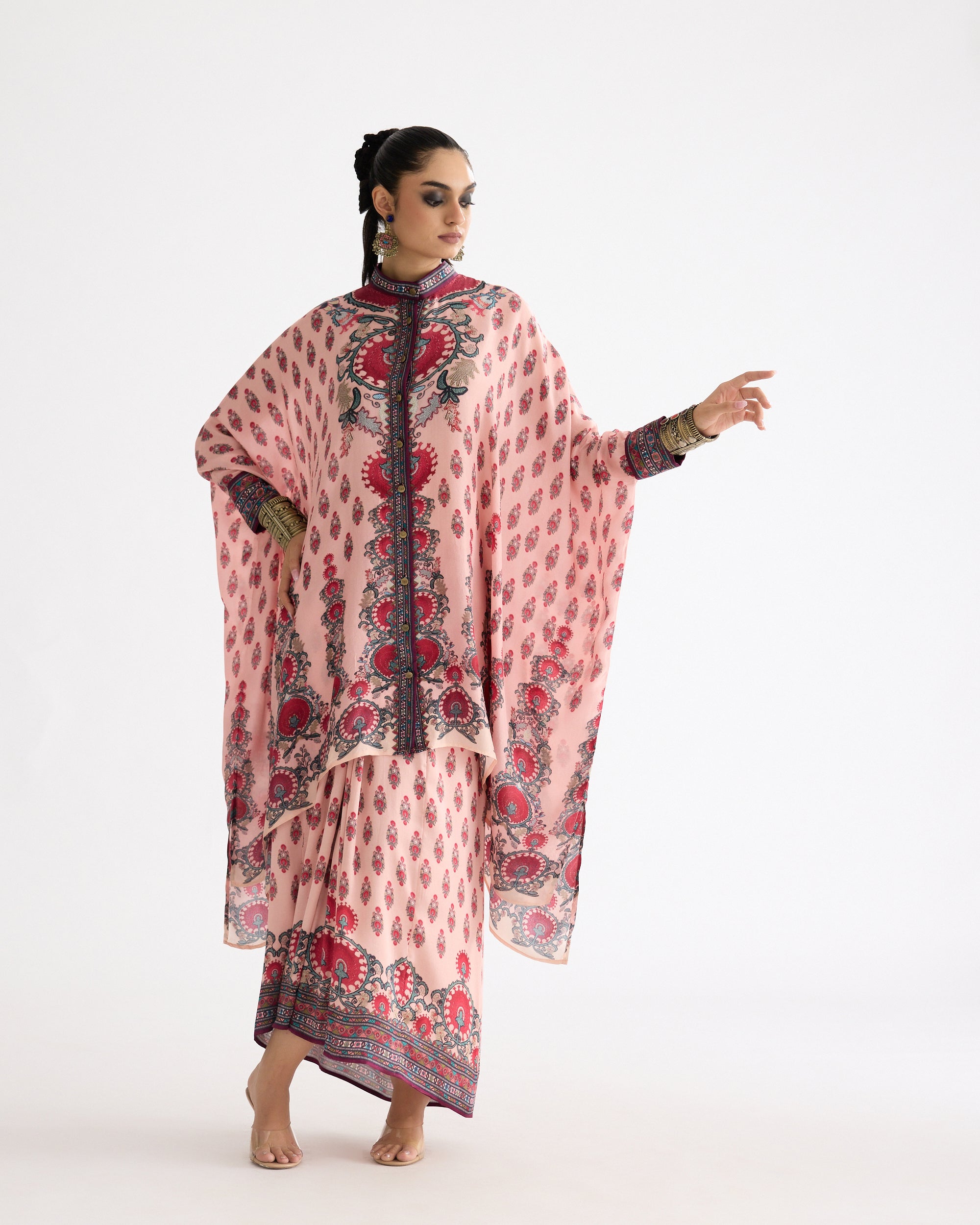 A Bukhara Summer : Dakota/Surilee - Blush