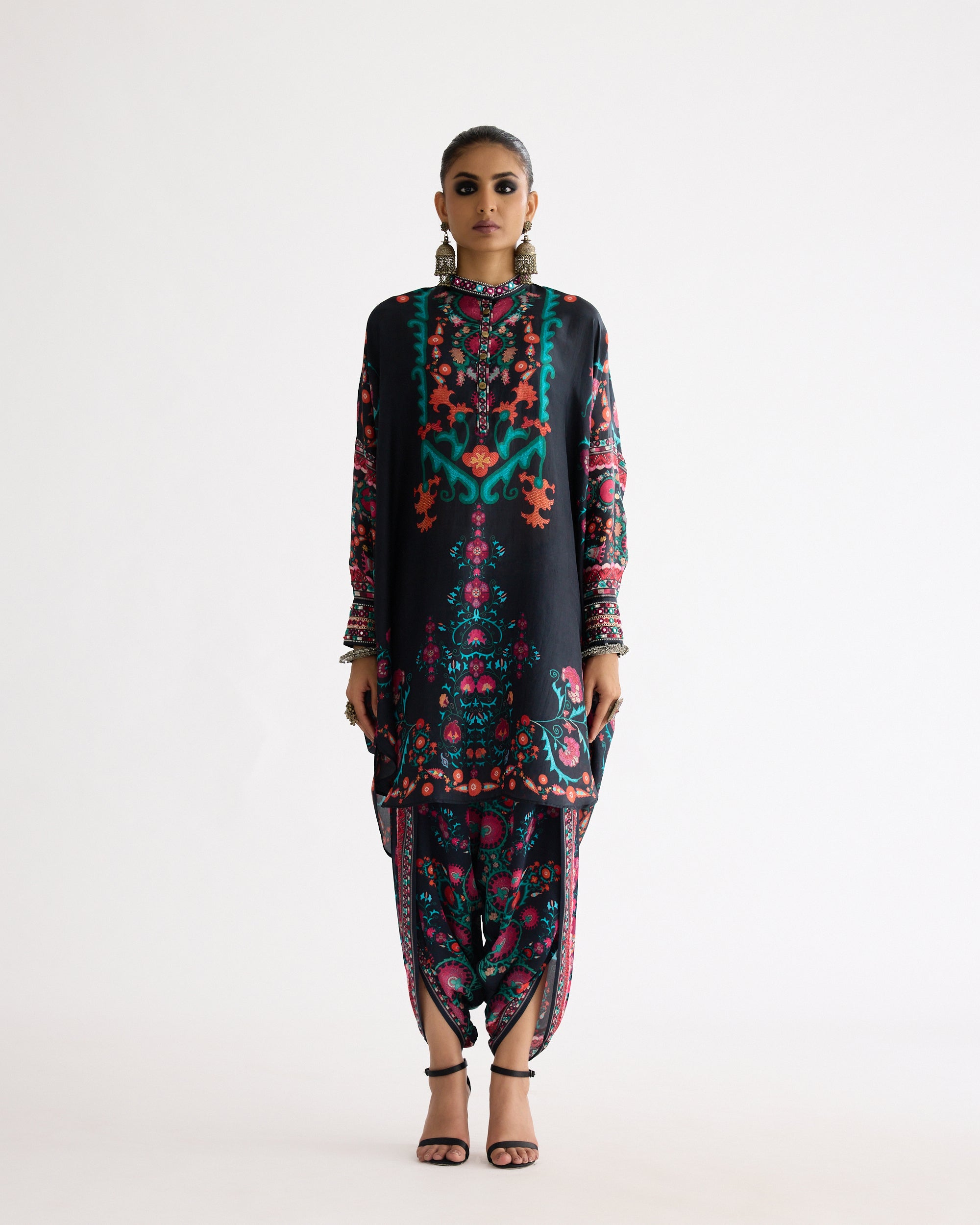 A Bukhara Summer : Mabel - Multi