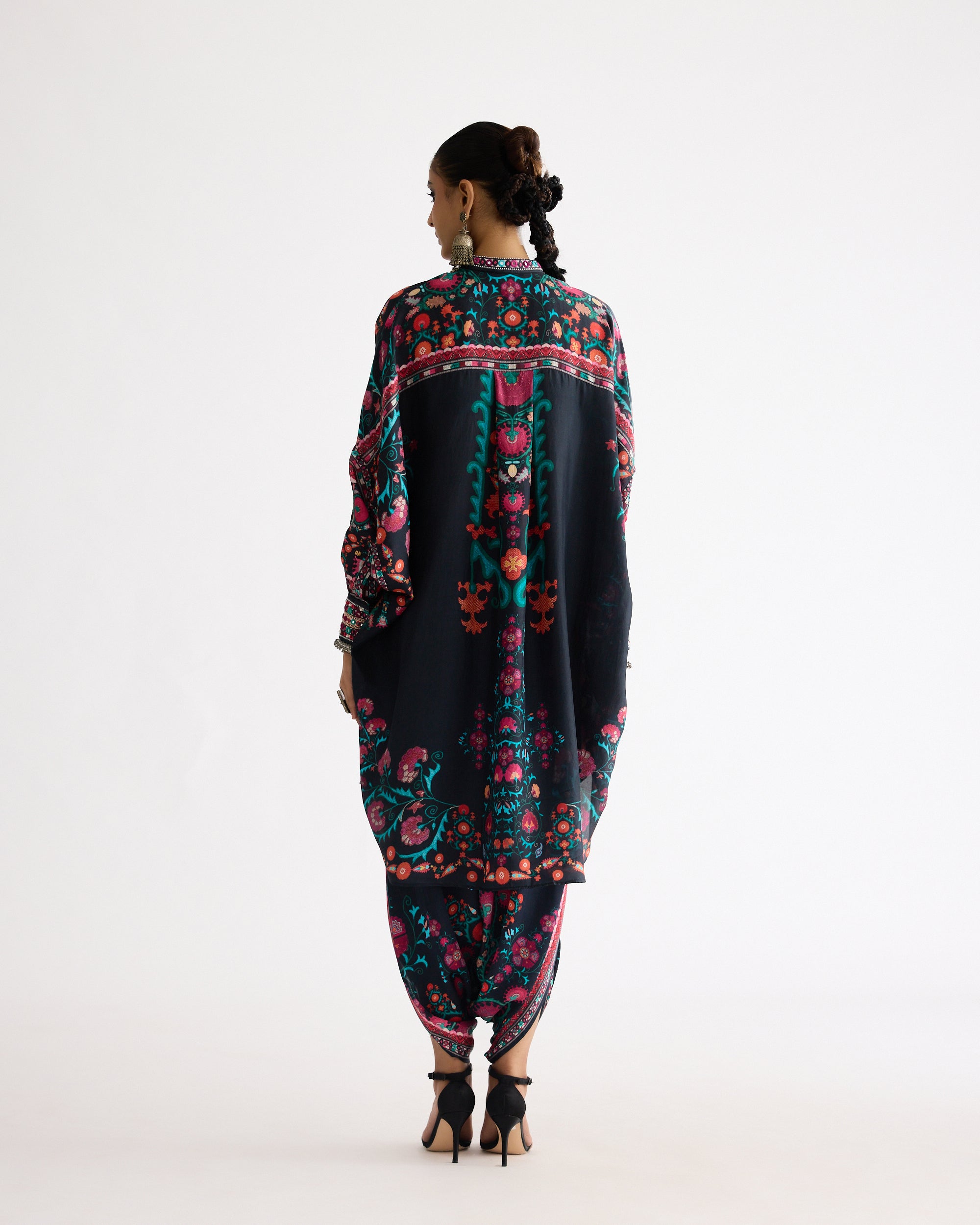 A Bukhara Summer : Mabel - Multi