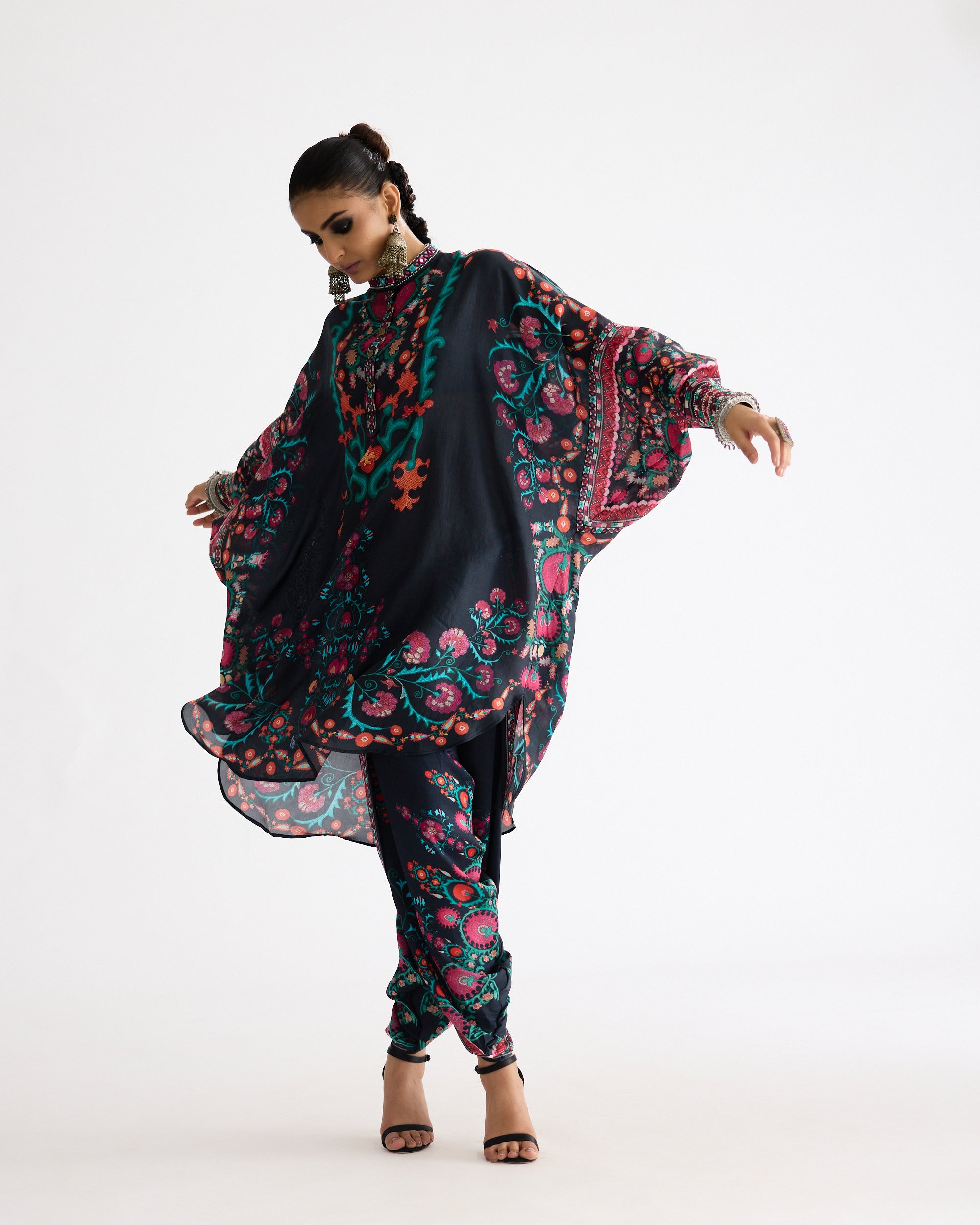 A Bukhara Summer : Mabel - Multi