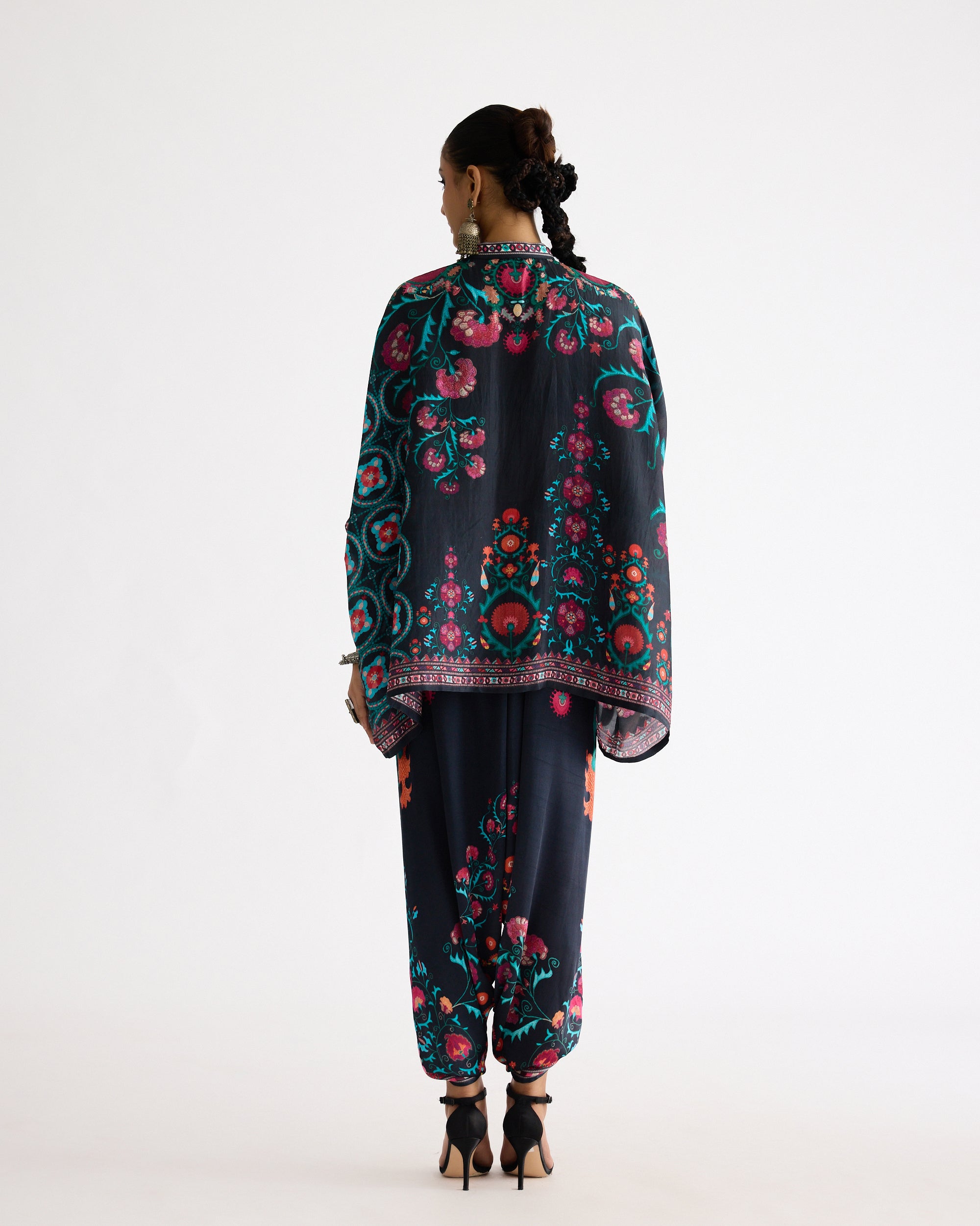 A Bukhara Summer : Chanel - Multi