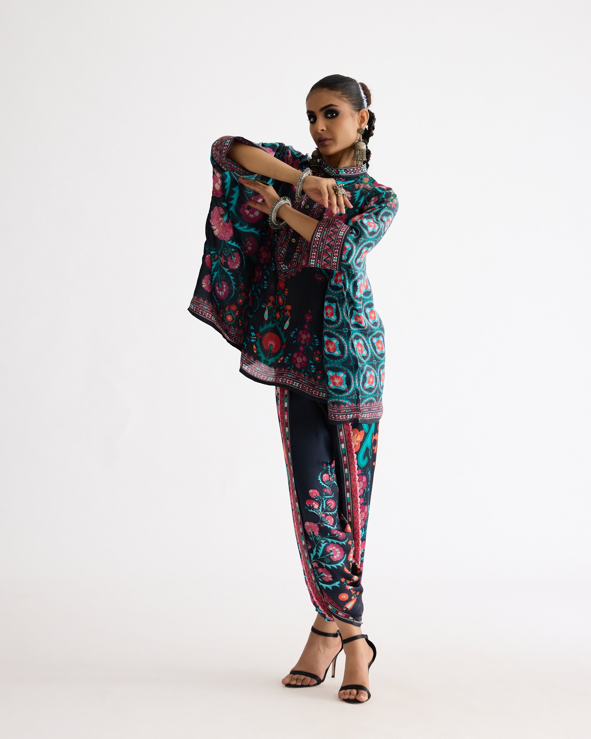 A Bukhara Summer : Chanel - Multi