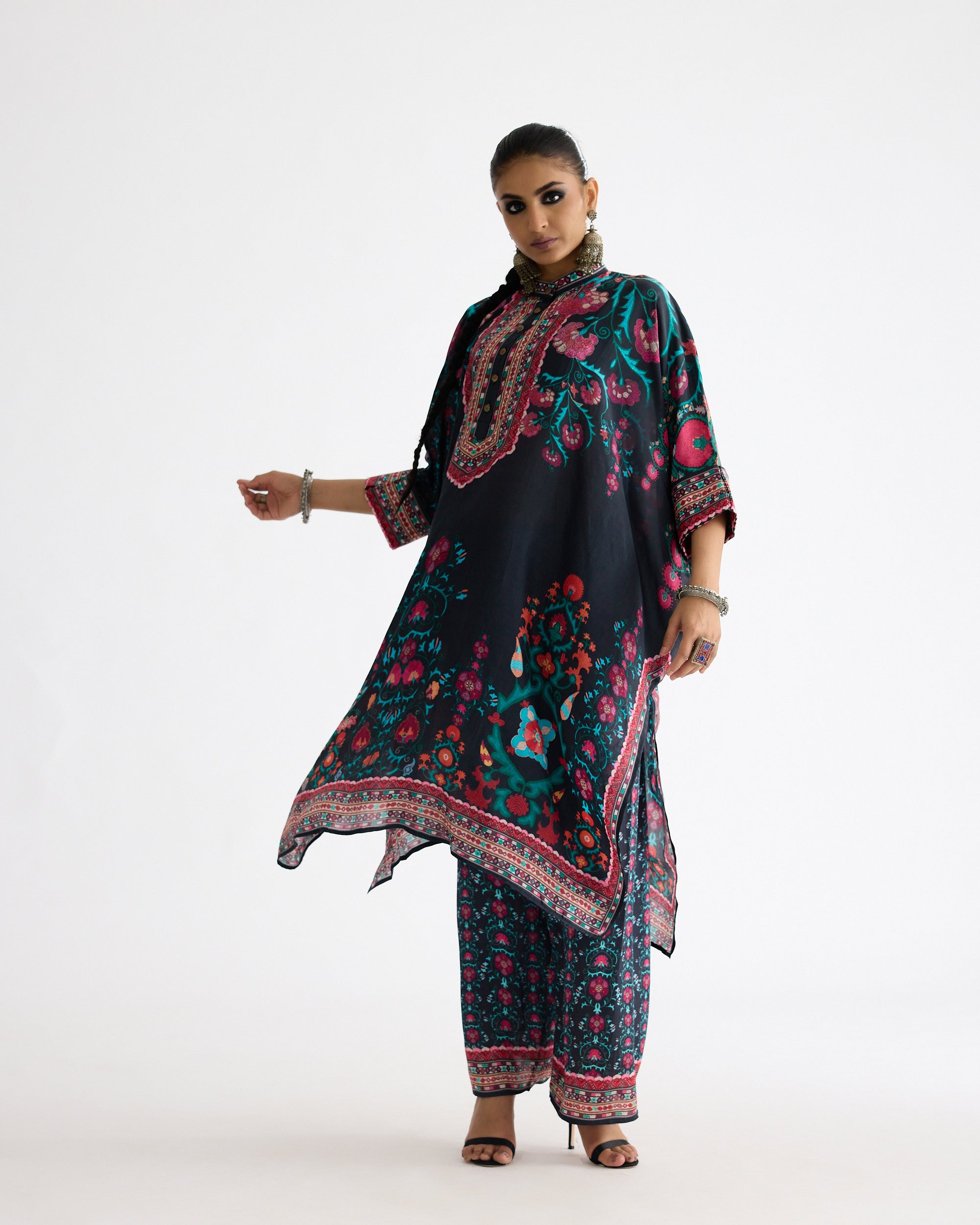 A Bukhara Summer : Chantelle - Multi