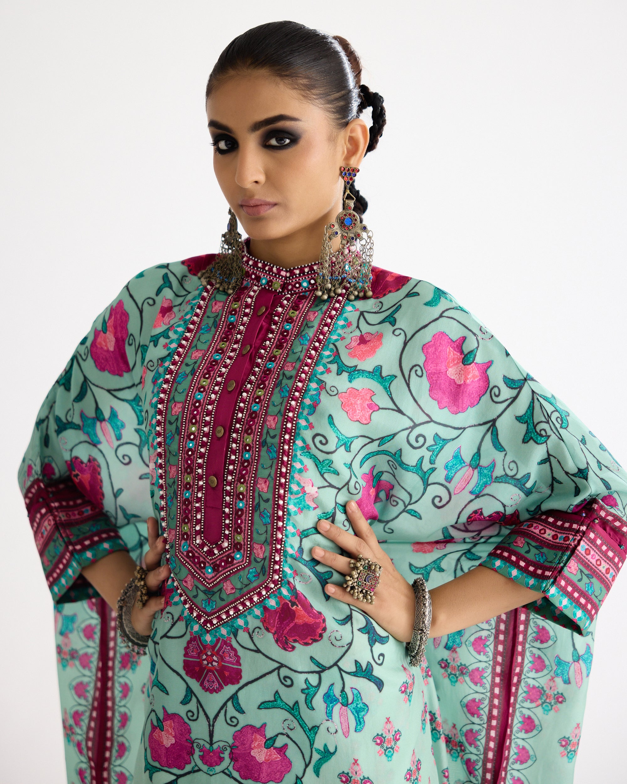 A Bukhara Summer : Chanel 36" - Mint