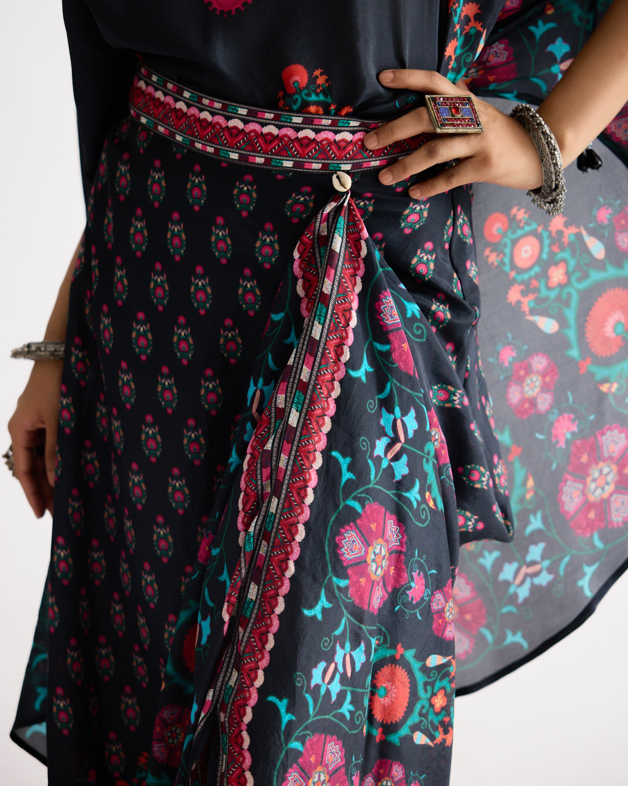 A Bukhara Summer : Kamini - Multi