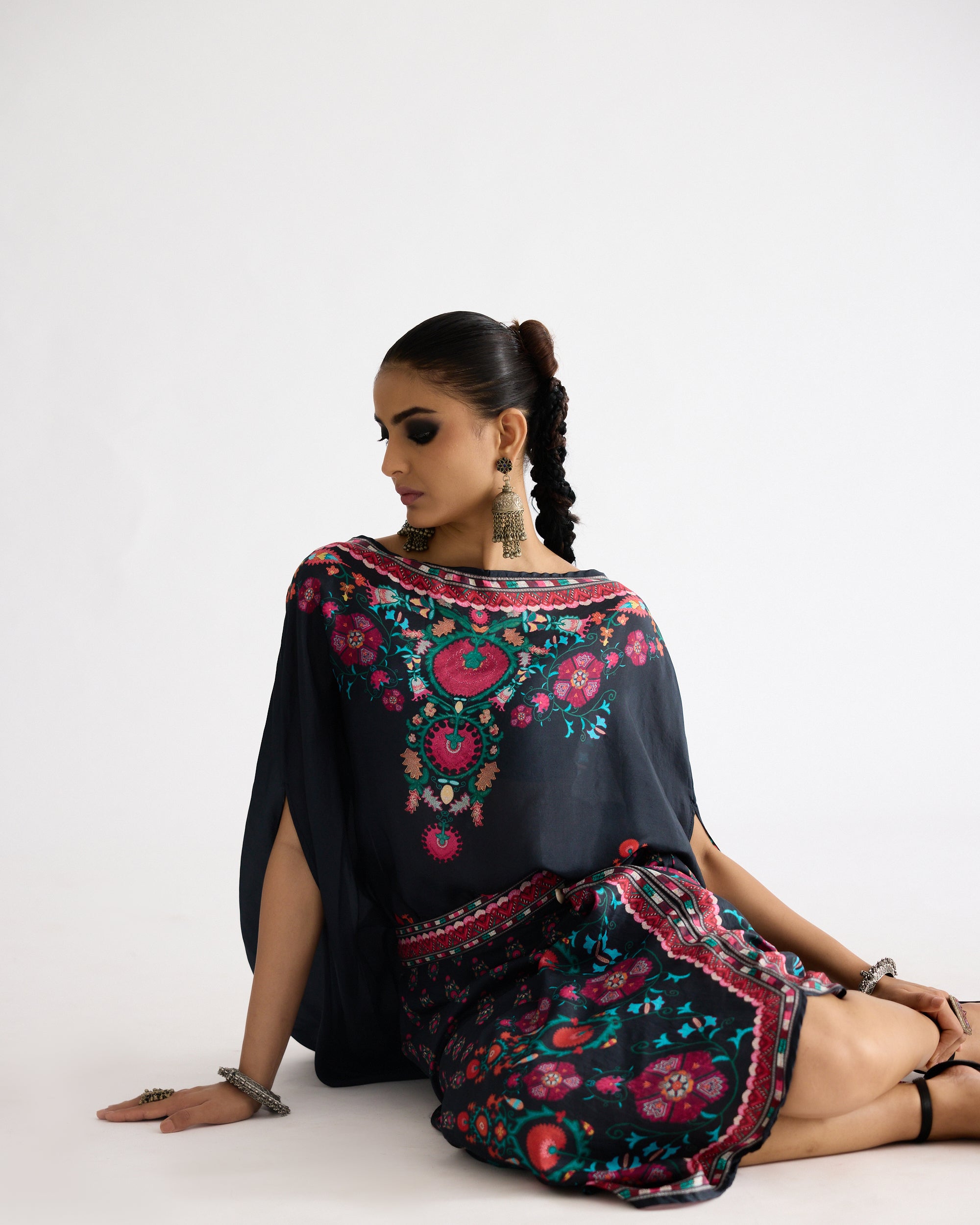 A Bukhara Summer : Kamini - Multi