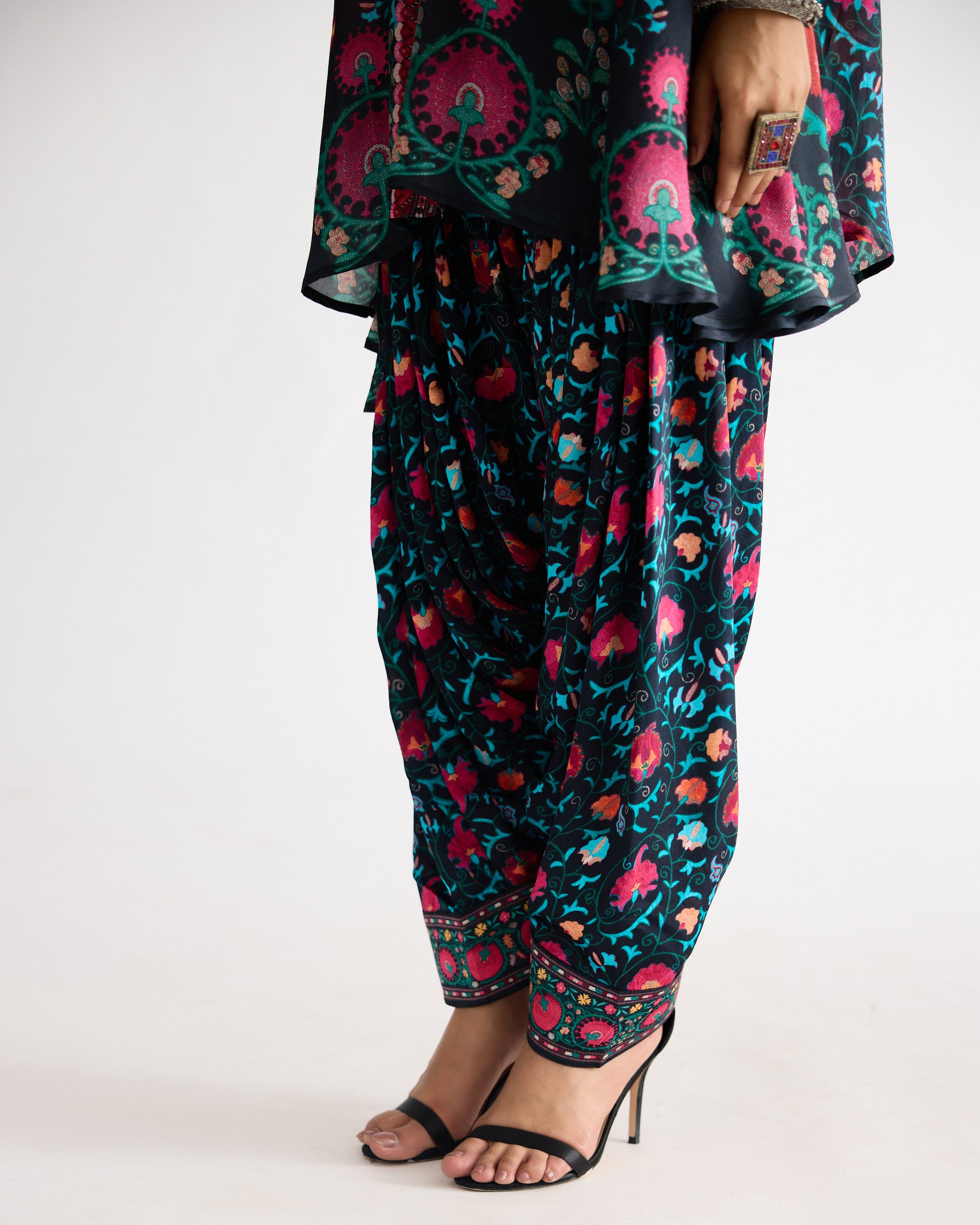 A Bukhara Summer: Nilofer - Multi