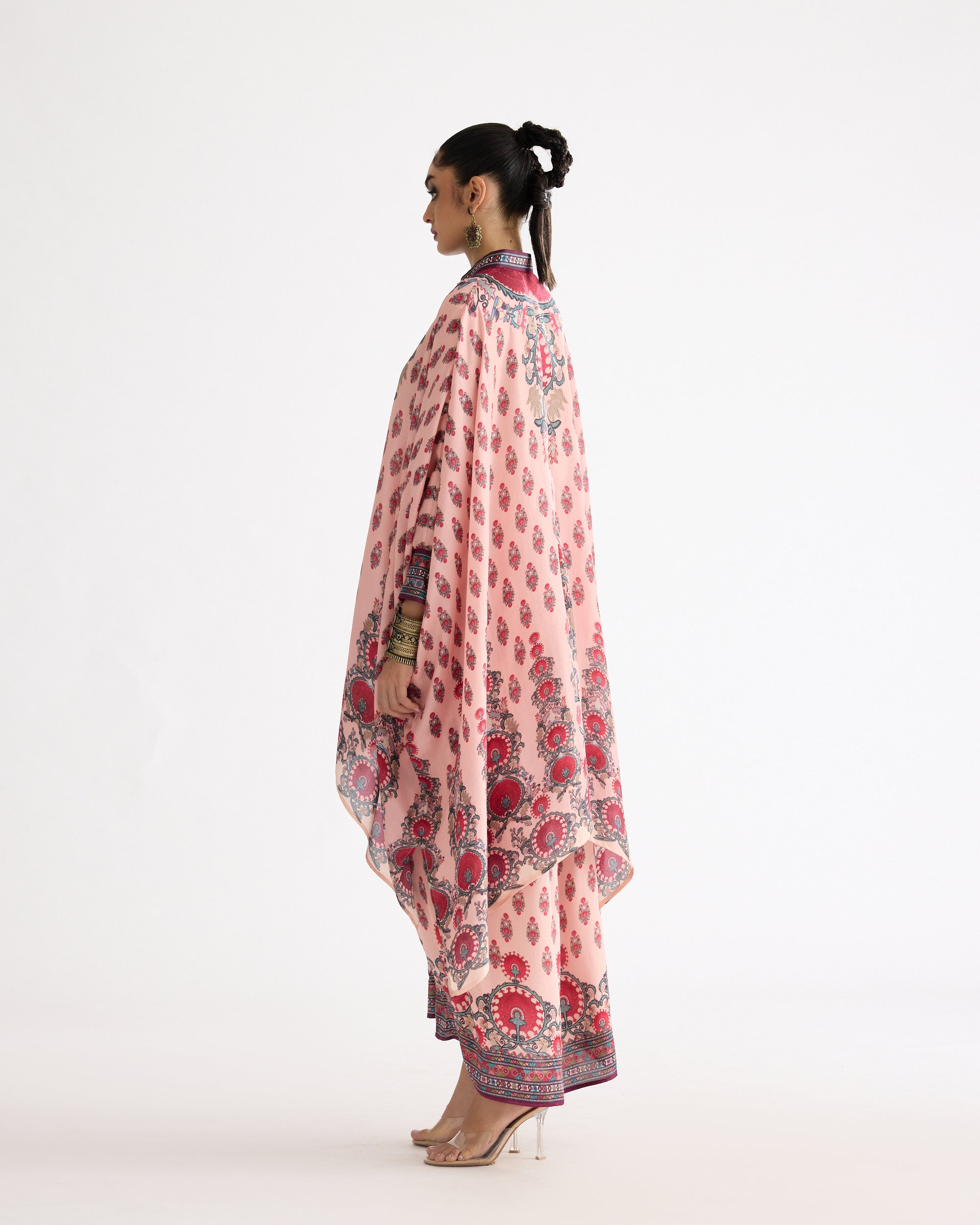 A Bukhara Summer : Dakota/Surilee - Blush