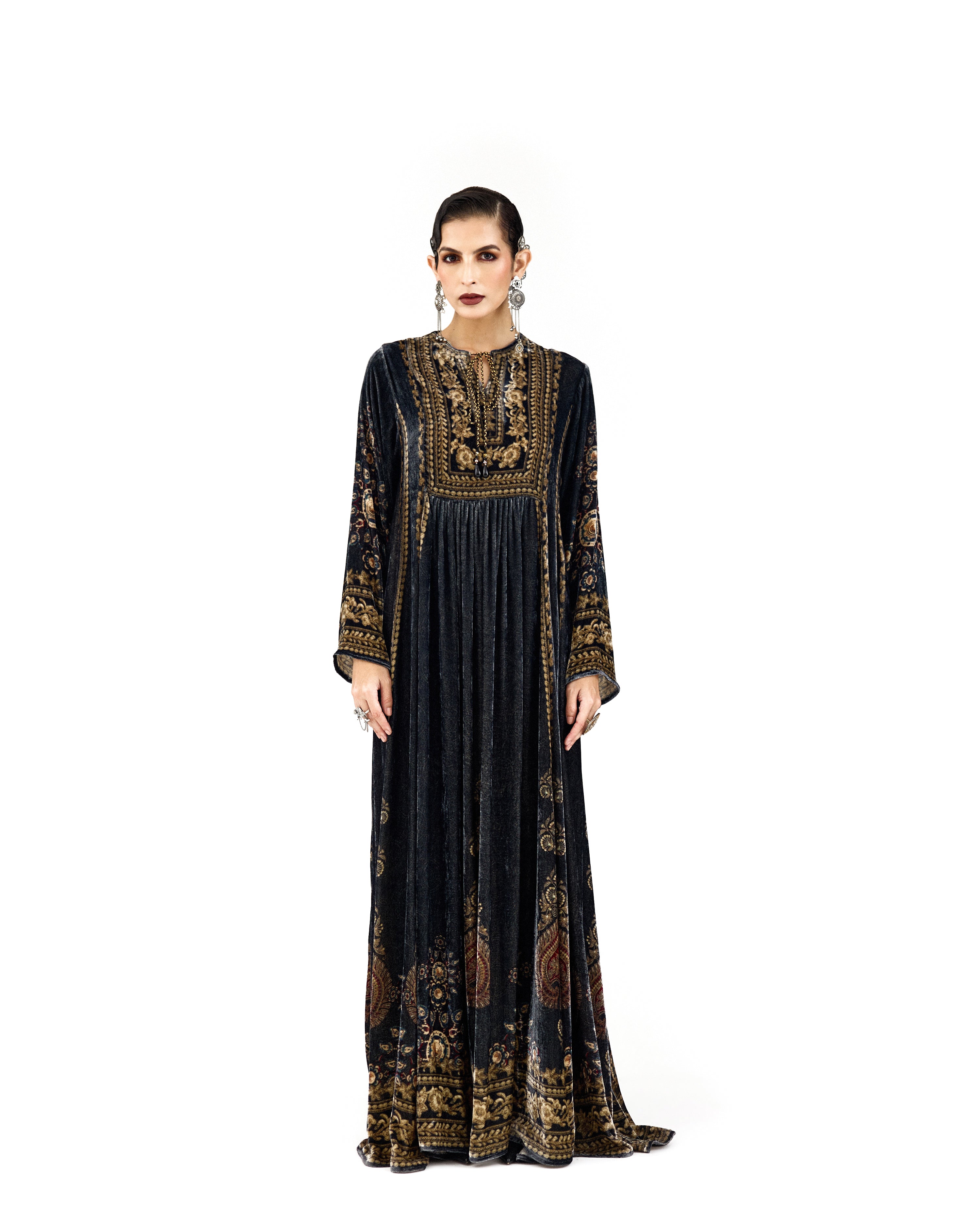 AJRAKH : Anisha