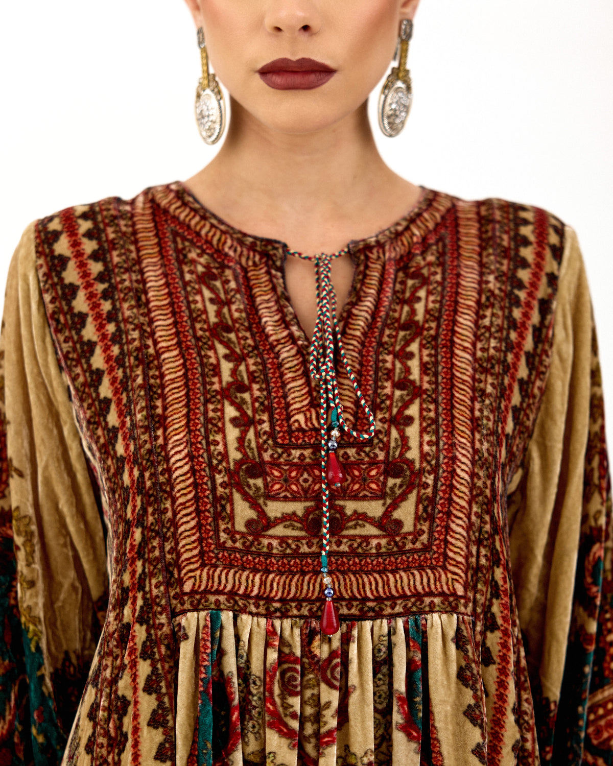 ARABIAN NIGHT : Anisha