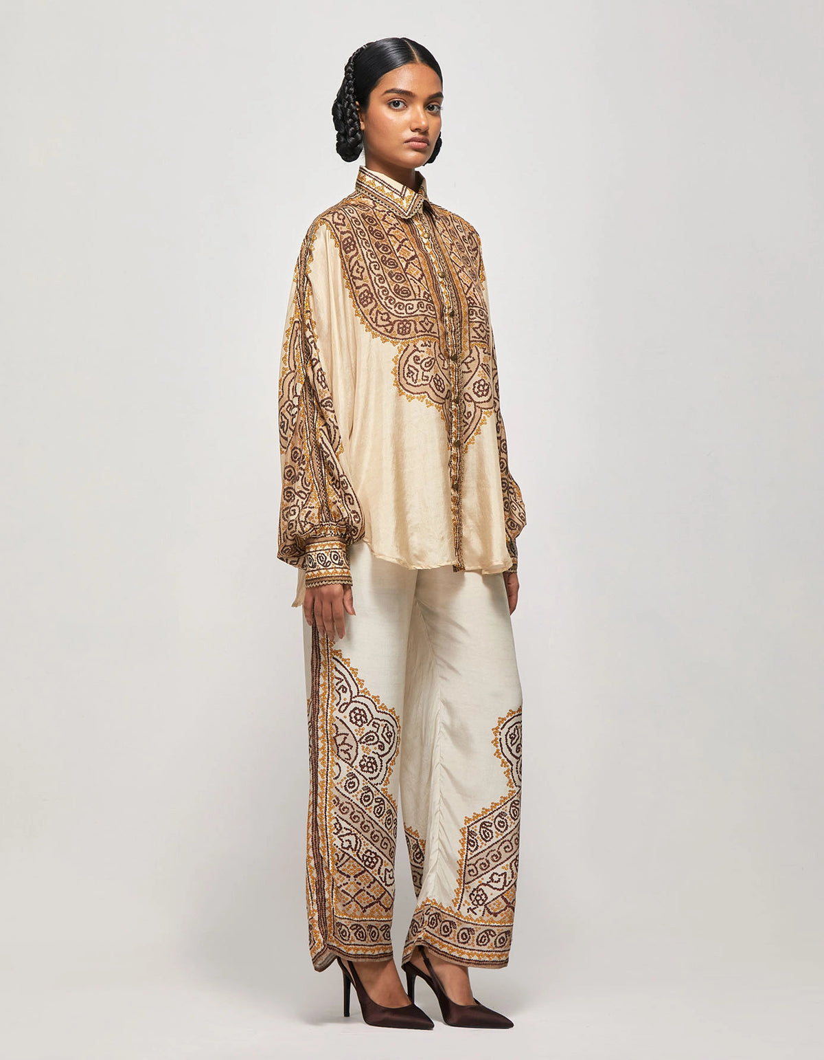 BANDHEJ : Faiza
