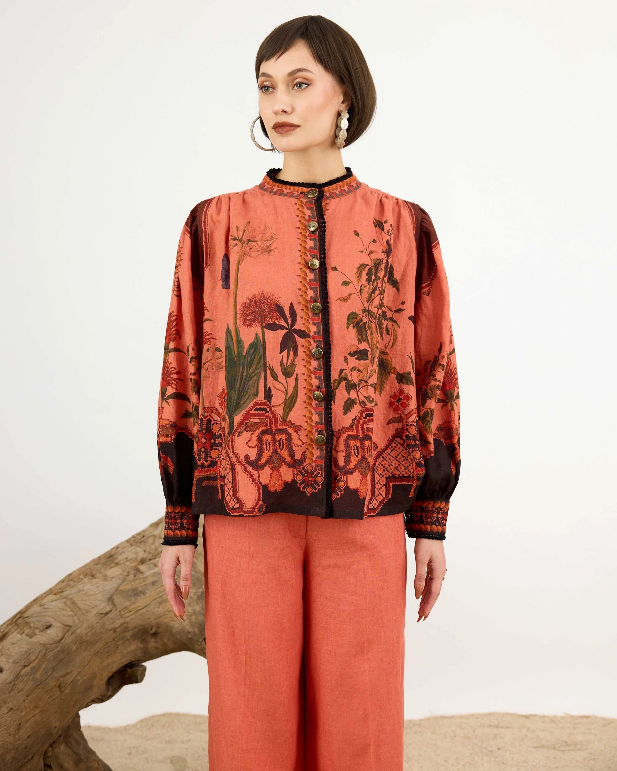 CHATEAU BOTANIQUE : Cataline