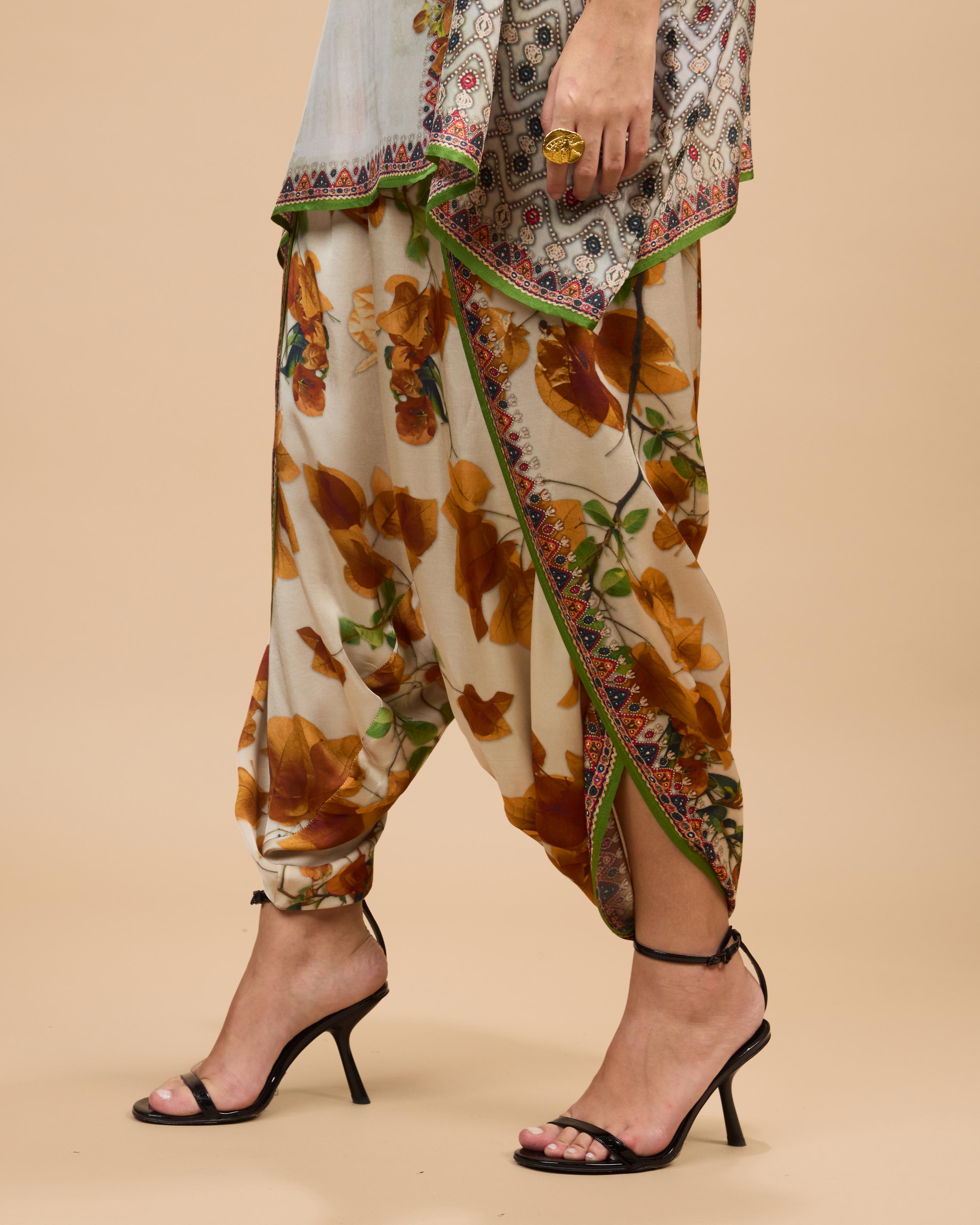 Letters to Juliet : Chanel/Sonth - Mustard/Pale Gold