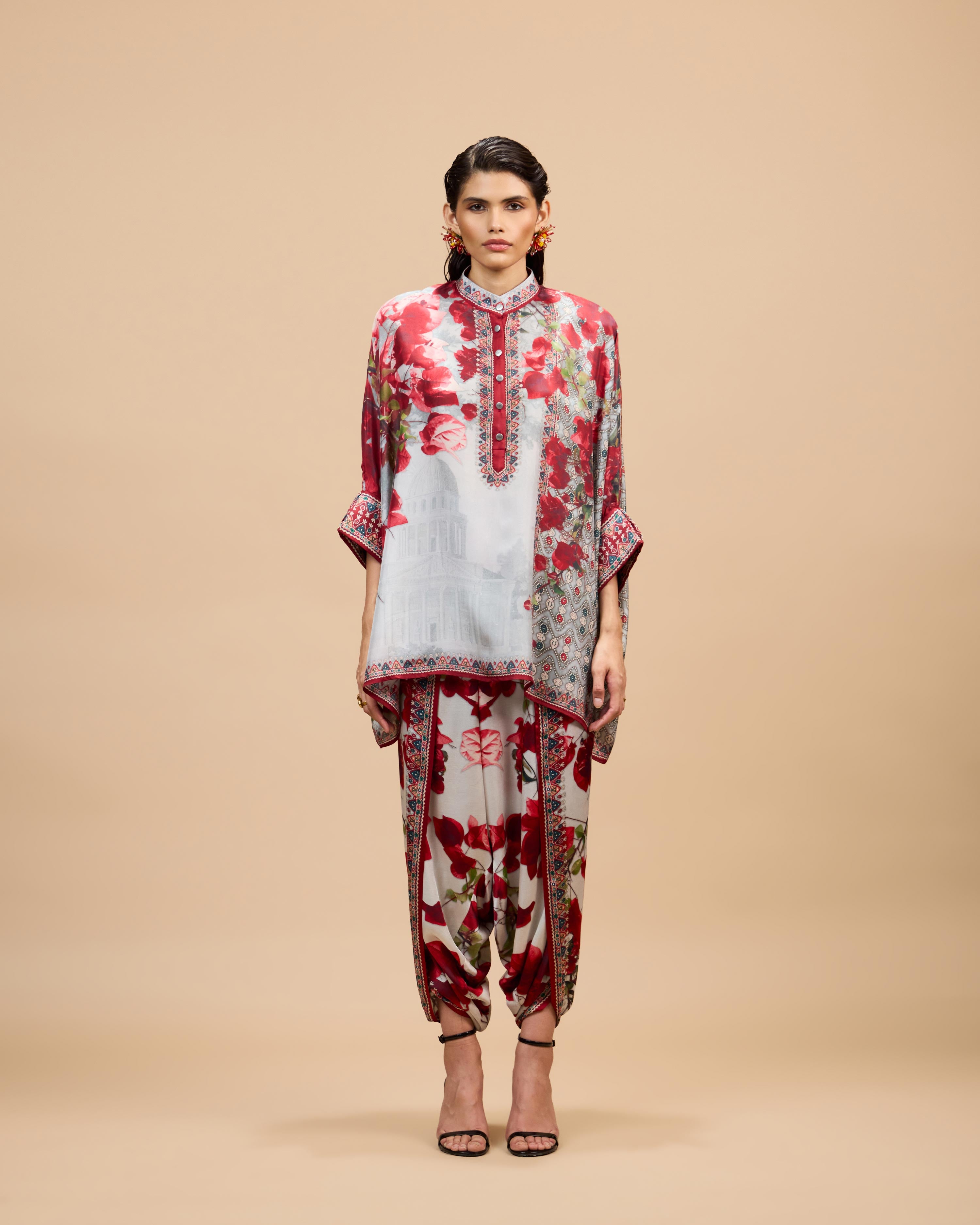 Letters to Juliet : Chanel/Sonth - Red/Pale Grey