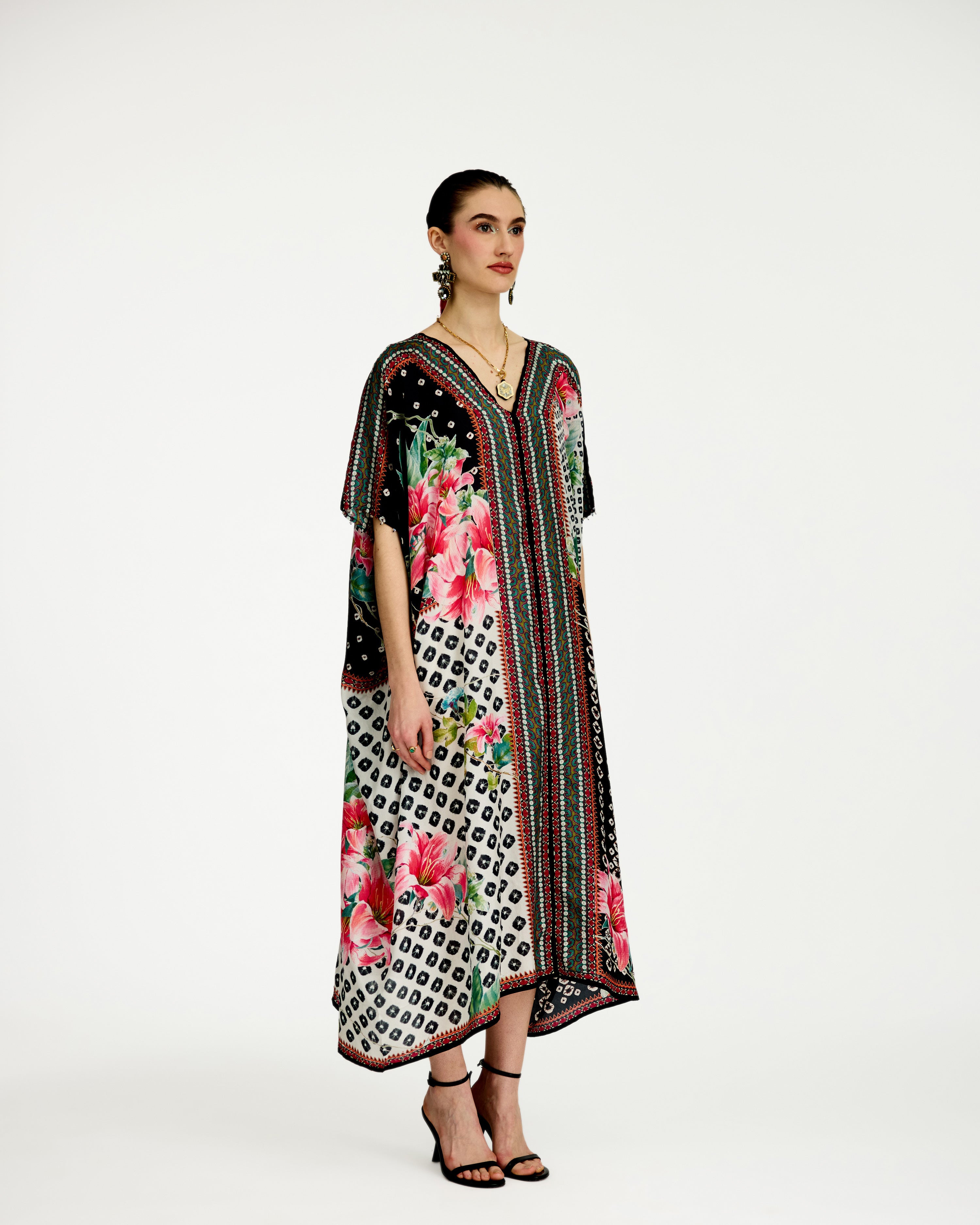 Lilium : Majida - Black/White