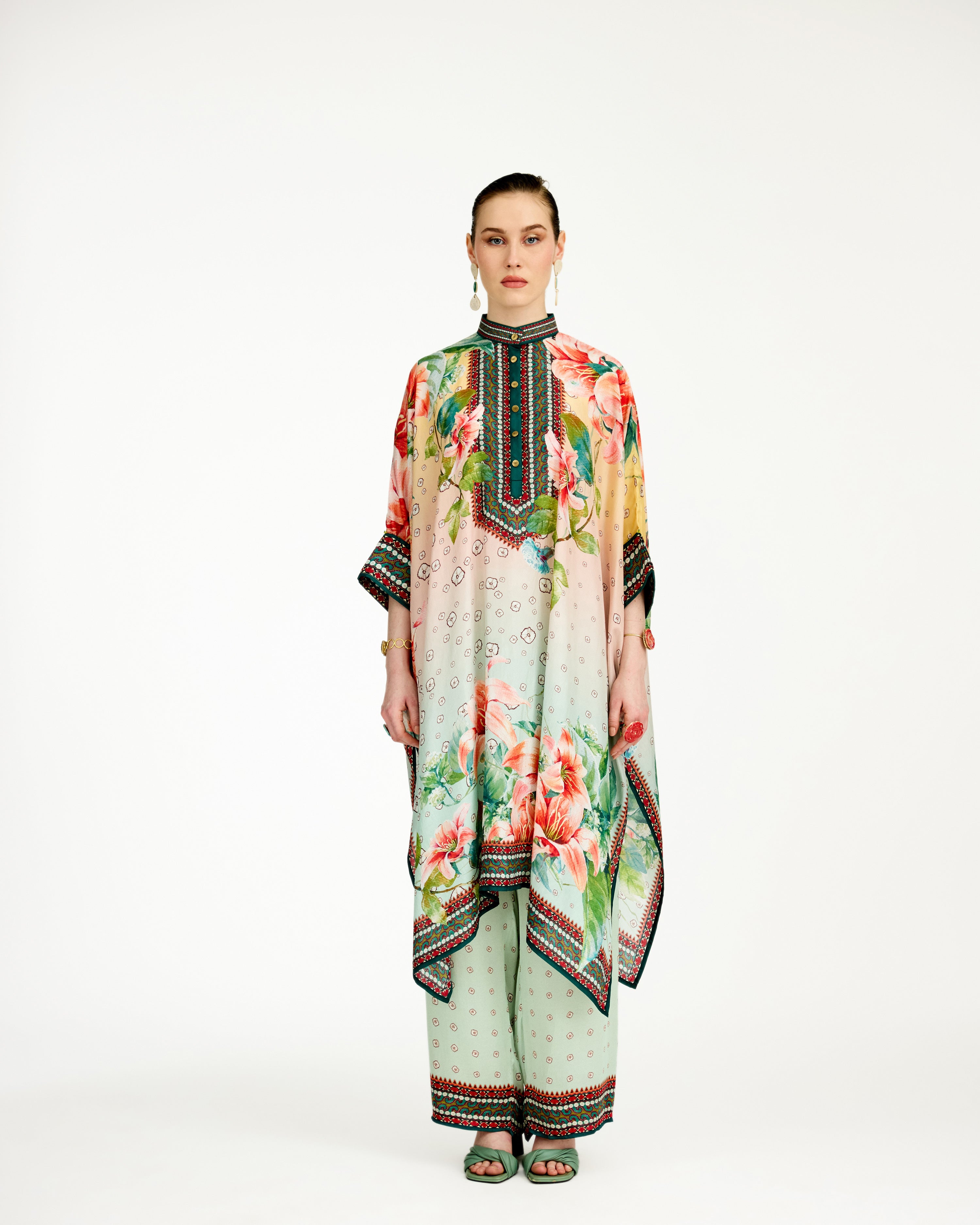 Lilium : Chantelle 42" - Peach/Mint